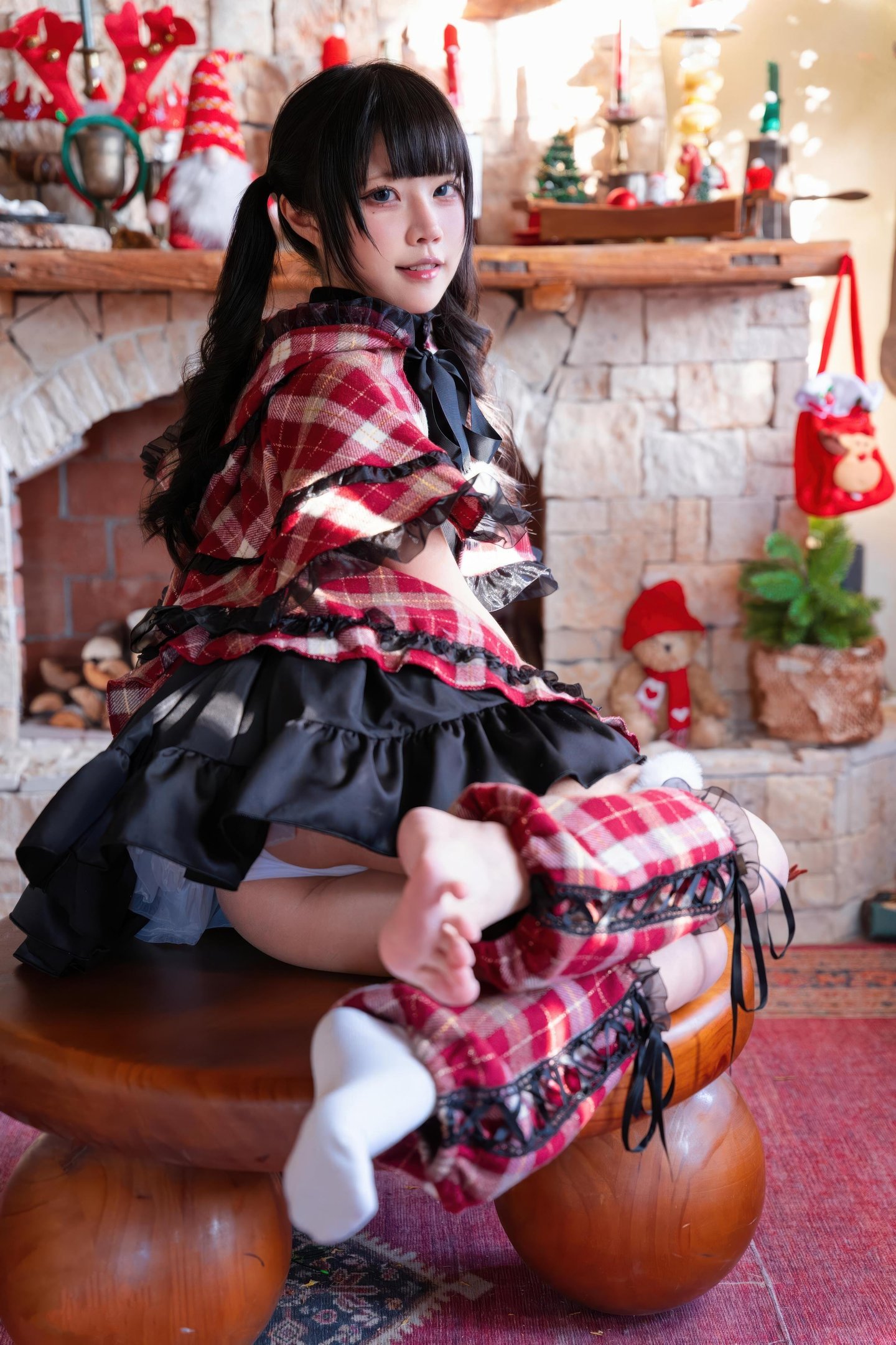 costume play] 清水凪 - 聖誕·日夜：聖誕主題雙場景拍攝 日與夜氛圍切換 服裝與光影變化帶來不同觀感 節日感與人物氣質並存的完整呈現 99P