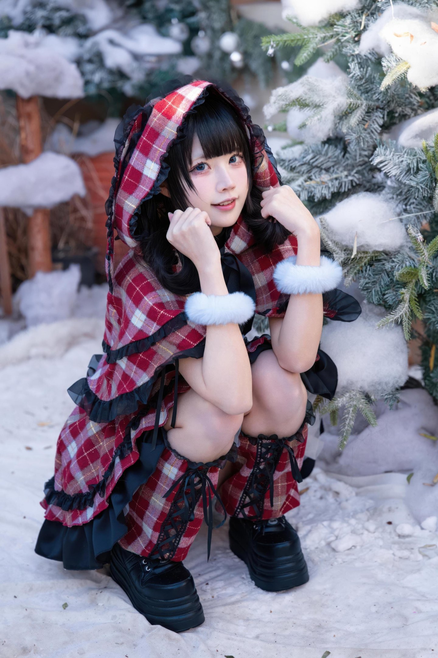 costume play] 清水凪 - 聖誕·日夜：聖誕主題雙場景拍攝 日與夜氛圍切換 服裝與光影變化帶來不同觀感 節日感與人物氣質並存的完整呈現 99P