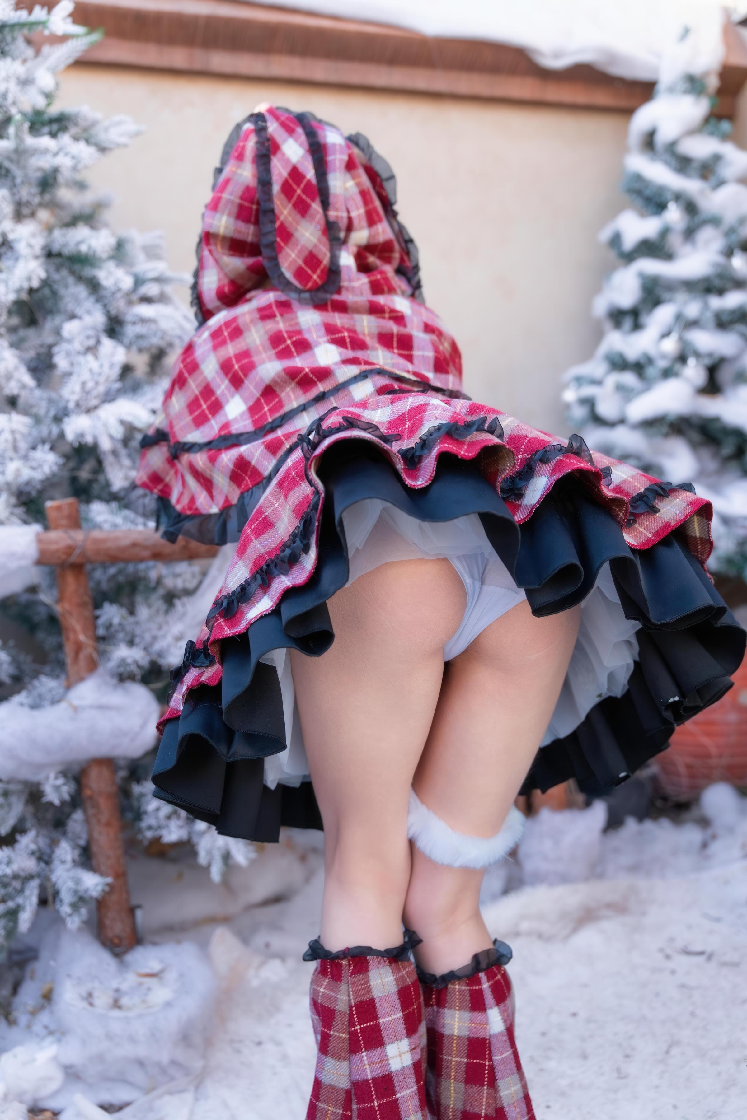 costume play] 清水凪 - 聖誕·日夜：聖誕主題雙場景拍攝 日與夜氛圍切換 服裝與光影變化帶來不同觀感 節日感與人物氣質並存的完整呈現 99P