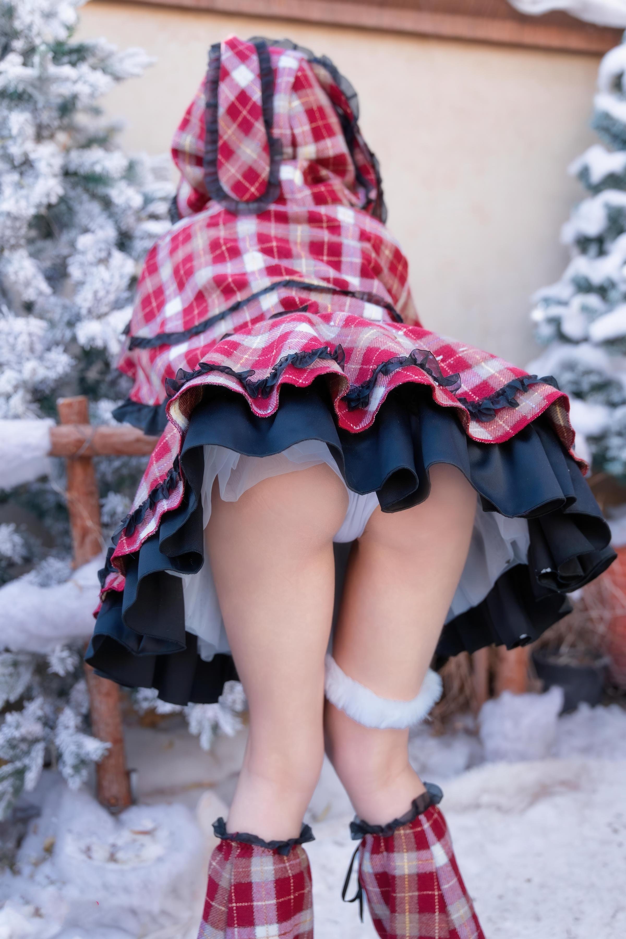 costume play] 清水凪 - 聖誕·日夜：聖誕主題雙場景拍攝 日與夜氛圍切換 服裝與光影變化帶來不同觀感 節日感與人物氣質並存的完整呈現 99P