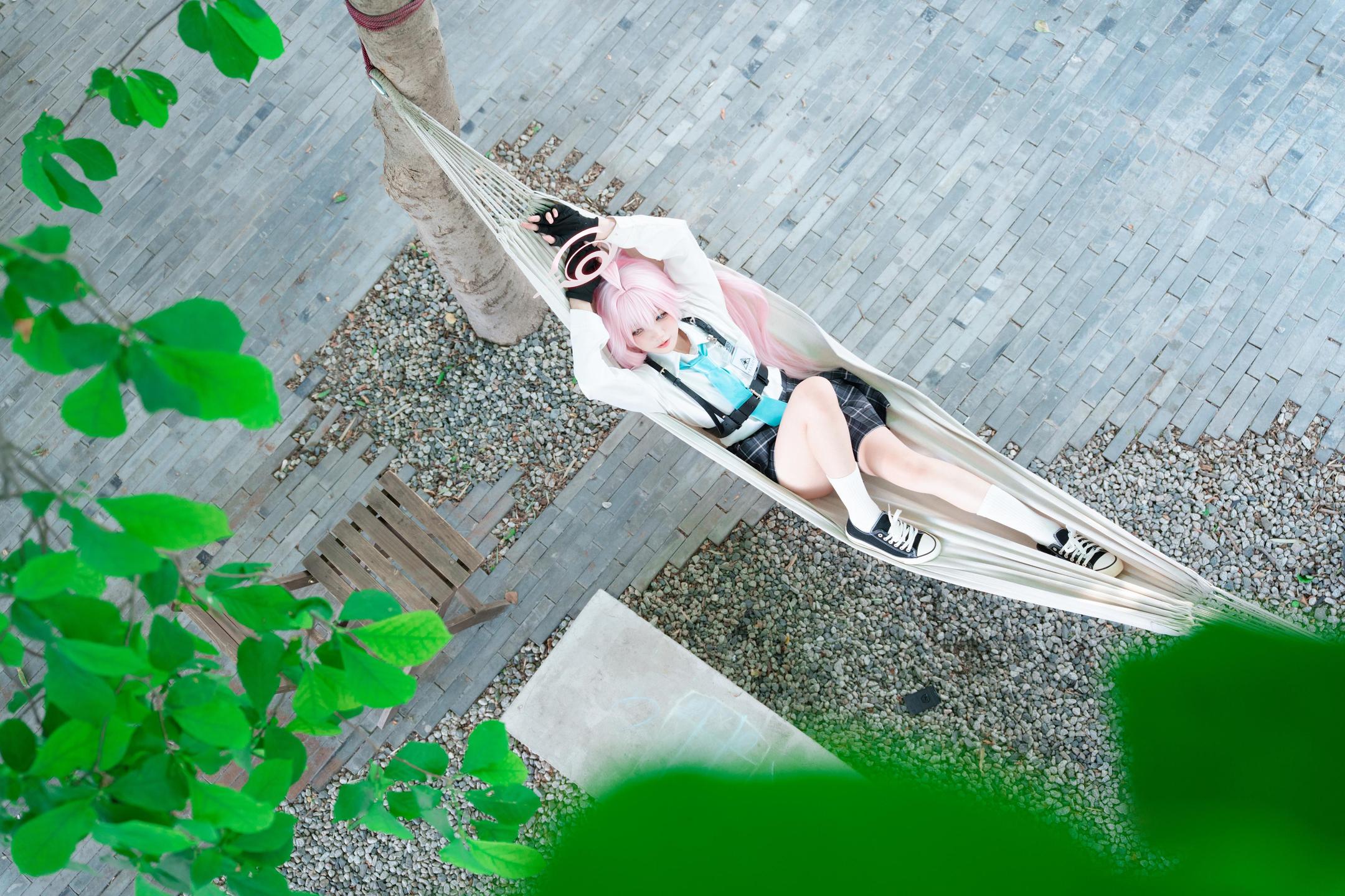 '[cosplay] 清水凪 - cos 小鸟游星野: Nữ sinh JK trong Đột Kích Xanh, chân dài quyến rũ, không chỉnh sửa 88P'