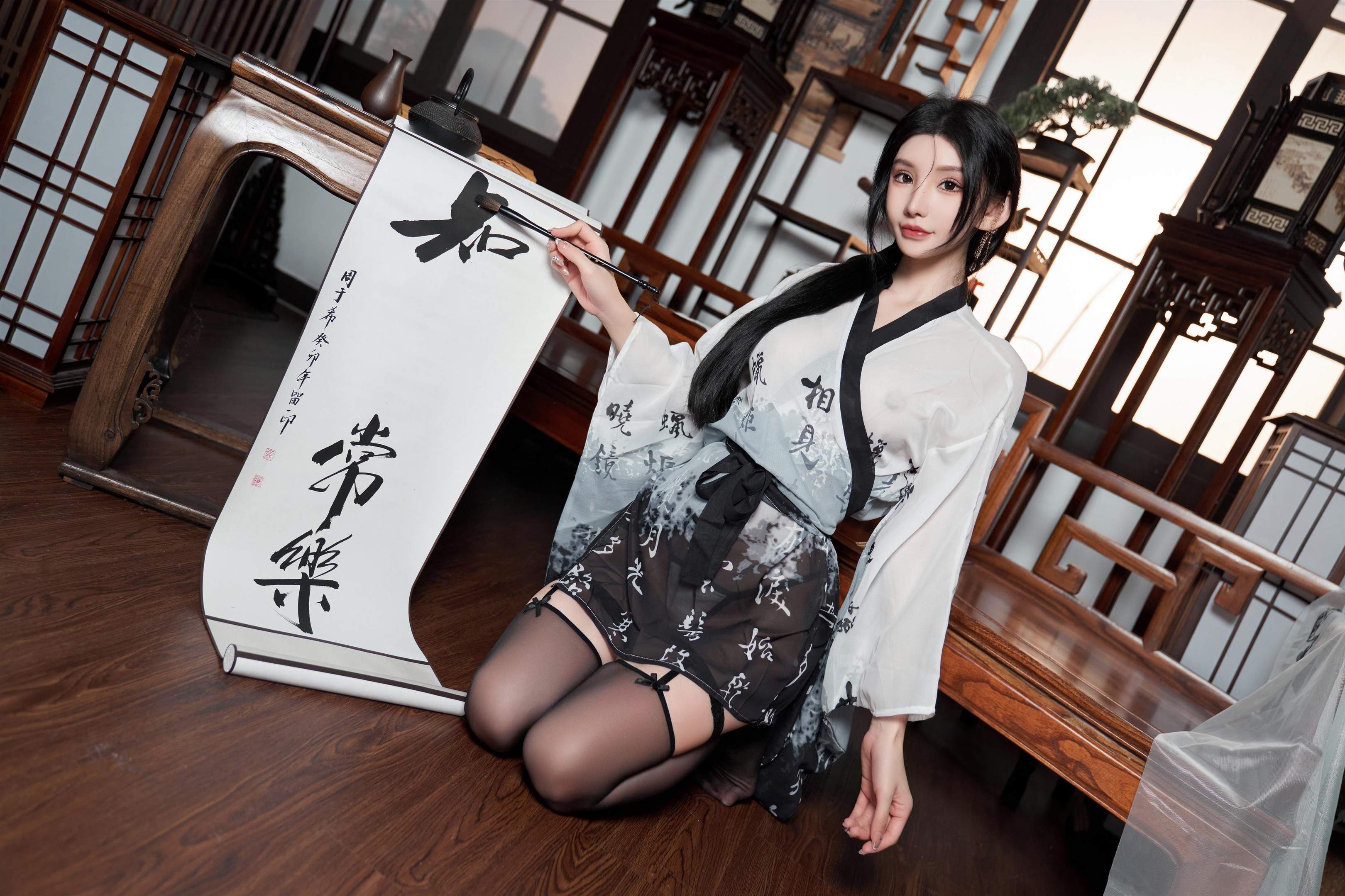 写真] 周于希 - 秀人网の鈴铛血滴子テーマ写真：ダークスタイルとメタルベルが織りなす冷酷な美しさ 90P