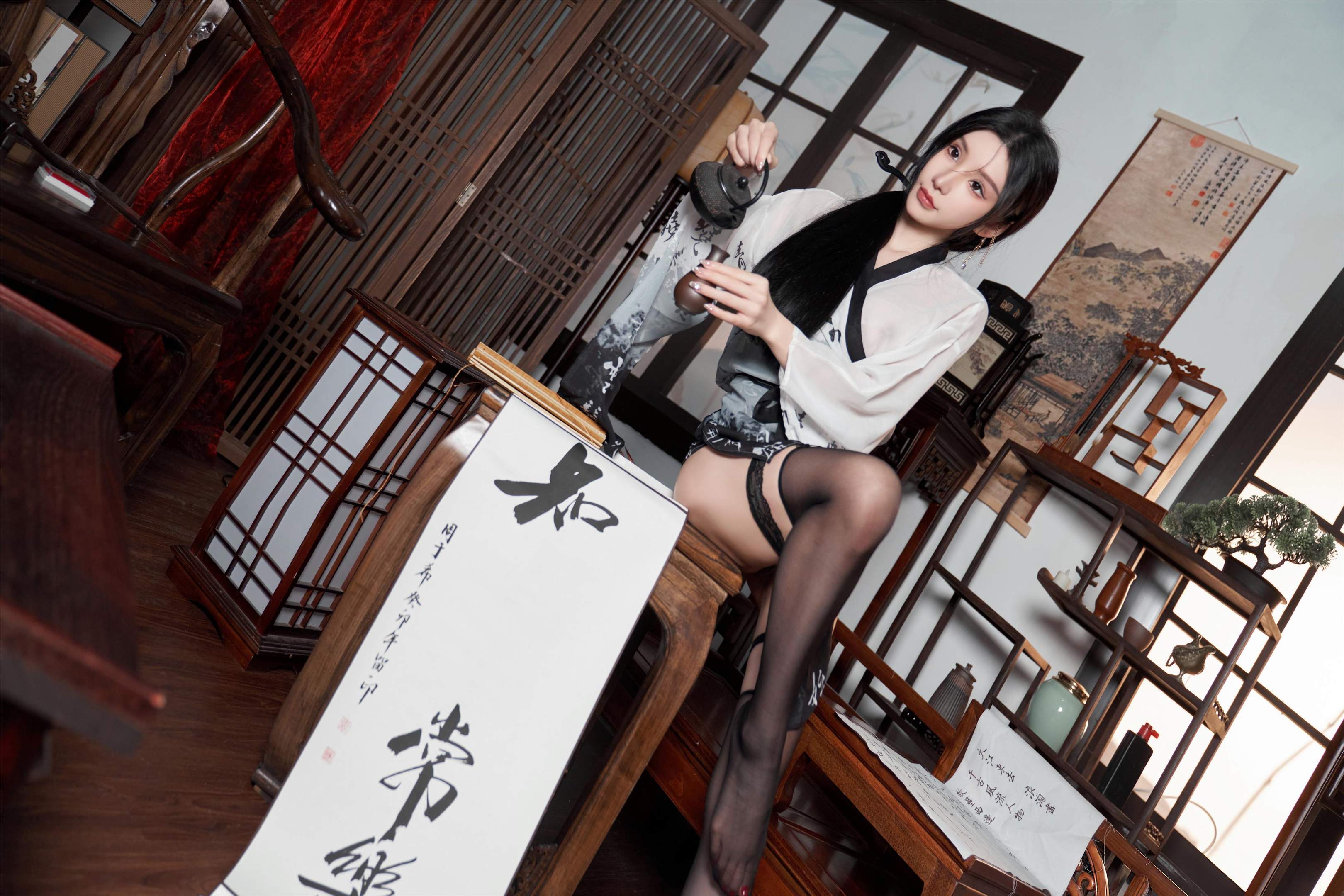 写真] 周于希 - 秀人网の鈴铛血滴子テーマ写真：ダークスタイルとメタルベルが織りなす冷酷な美しさ 90P