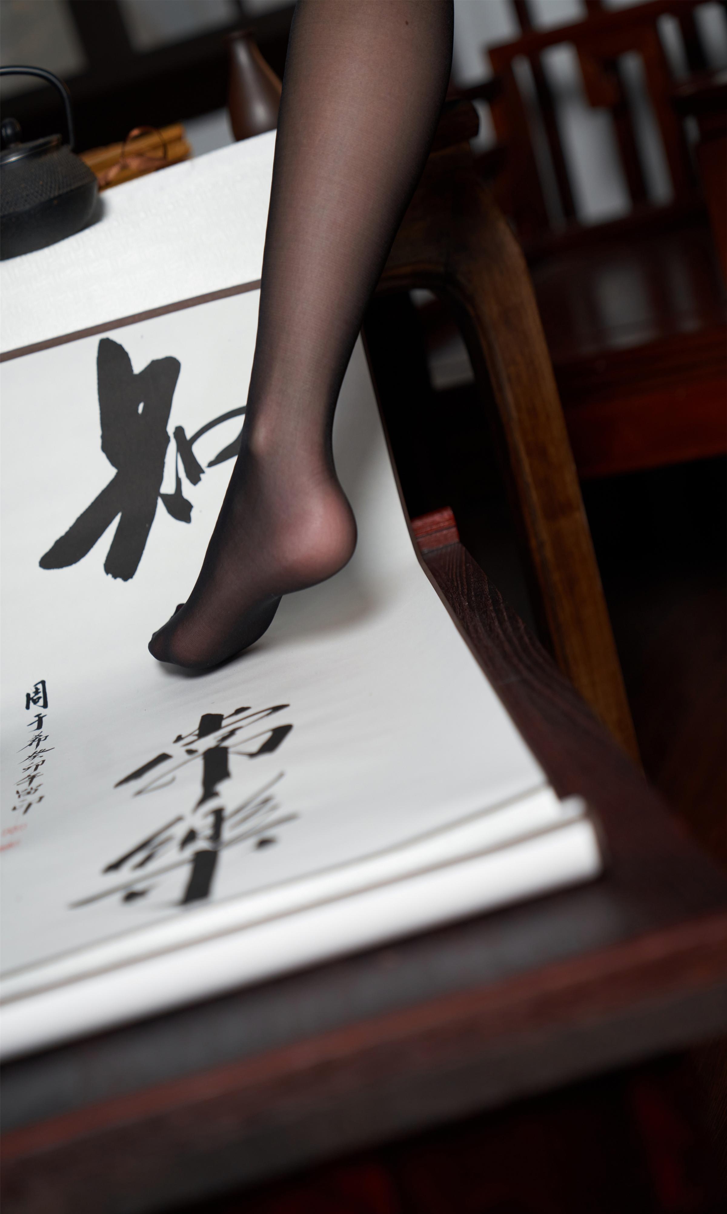 写真] 周于希 - 秀人网の鈴铛血滴子テーマ写真：ダークスタイルとメタルベルが織りなす冷酷な美しさ 90P