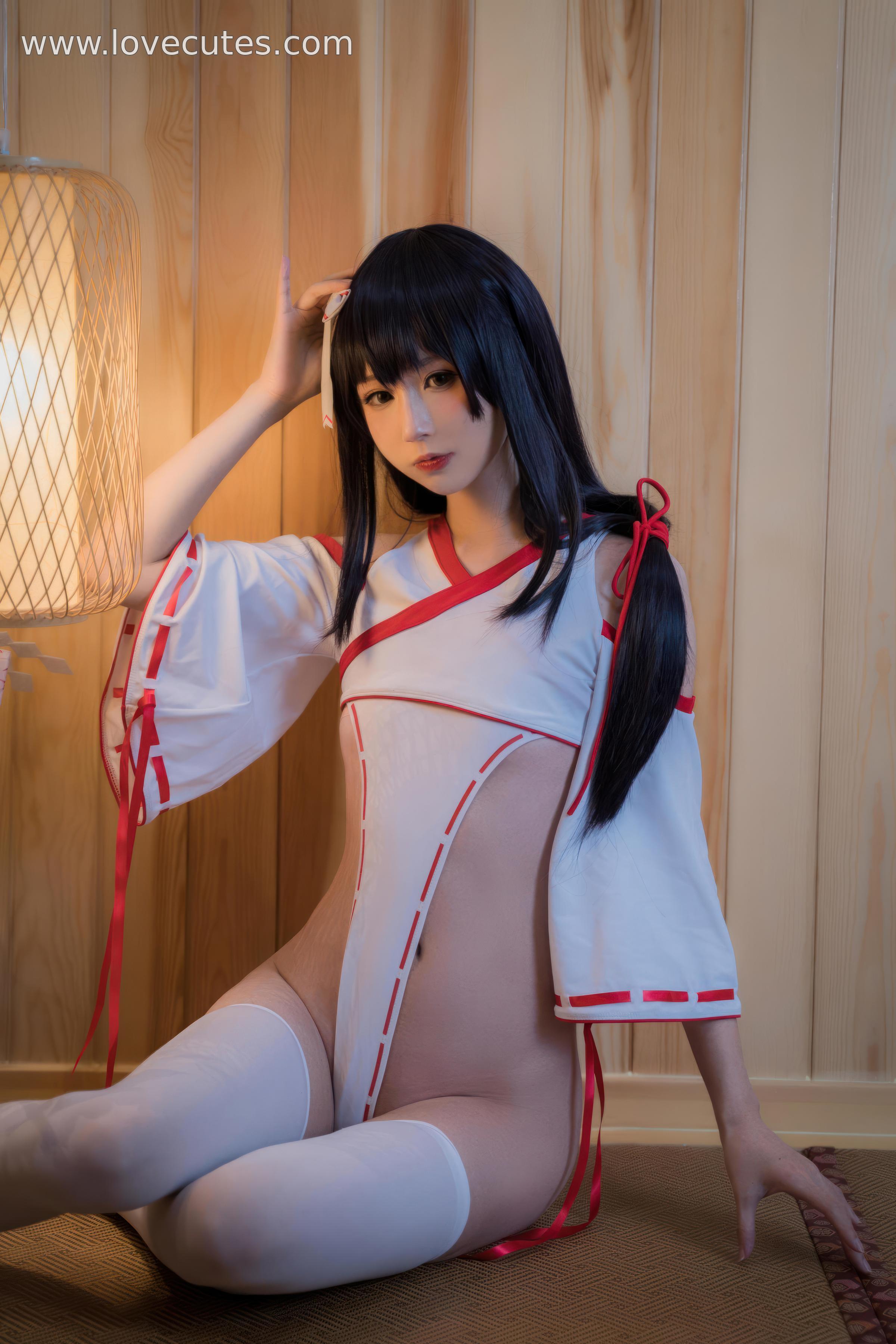cosplay] 西園寺南歌 - 媽媽子巫女主題COS：日系巫女造型還原，展現媽媽子角色的溫柔與神秘感 30P