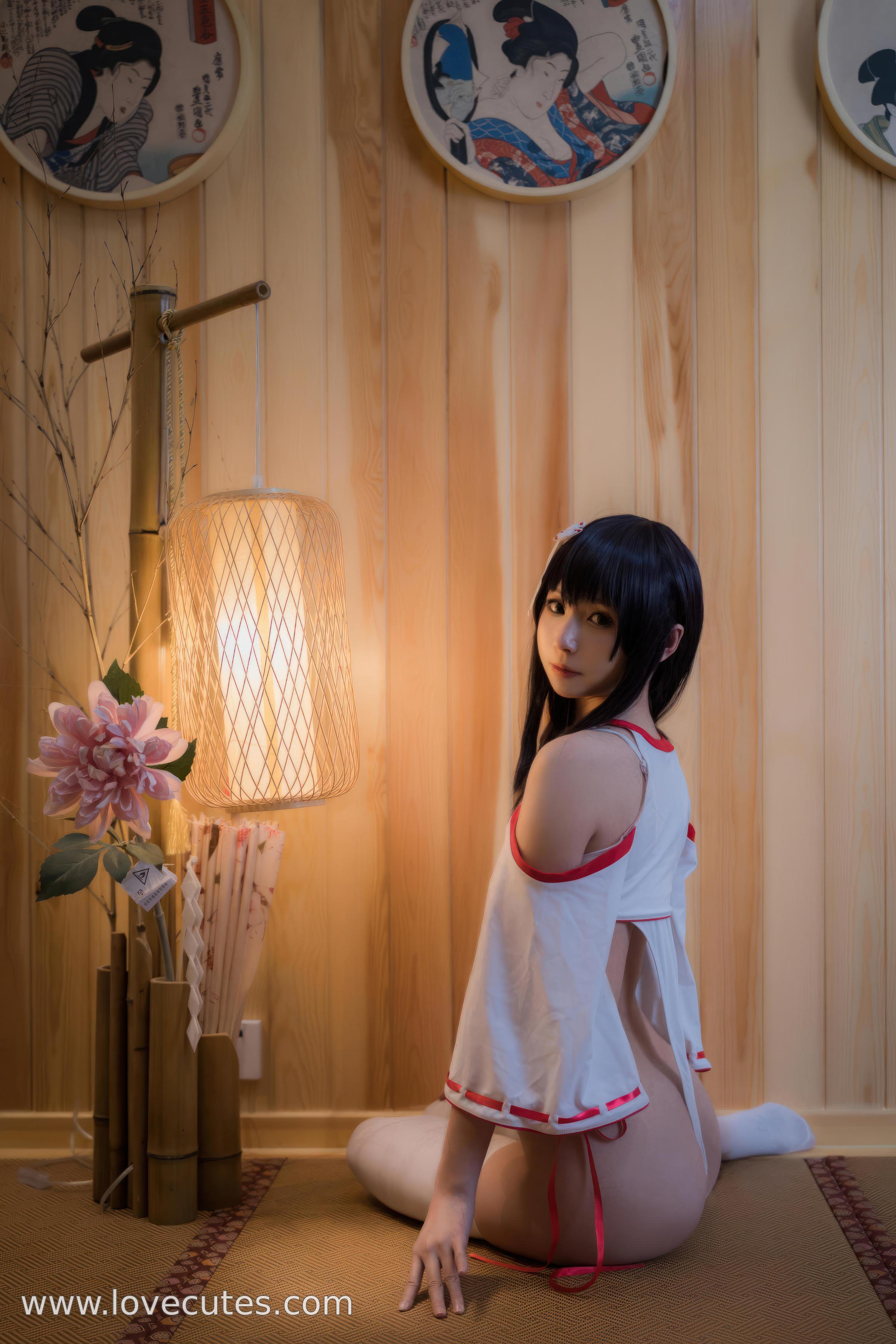 '[cosplay] Tây Viên Tự Nam Ca - Chủ Đề COS Mẹ Con Thầy Cúng: Tái Hiện Hình Tượng Thầy Cúng Nhật Bản, Kết Hợp Sự Dịu Dàng và Bí Ẩn Của Nhân Vật Mẹ Con 30P'