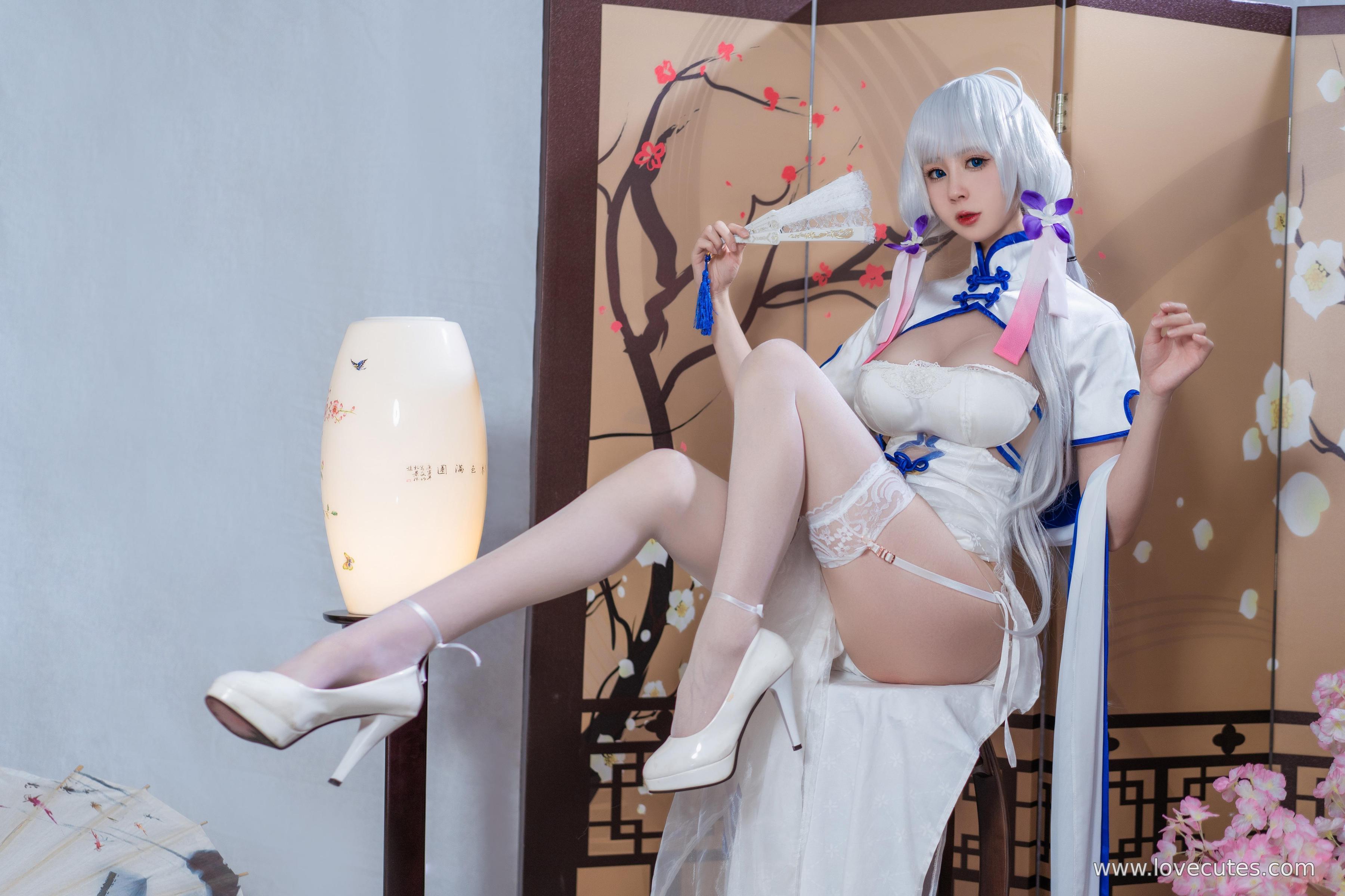 Cosplay] Nanka Nishinomiya - Azur Lane 'Shokaku' Qipao Style: A Fusion of Eastern Qipao and Kanmusu Character Showcasing Elegant and Sensual Visual Charm 24P