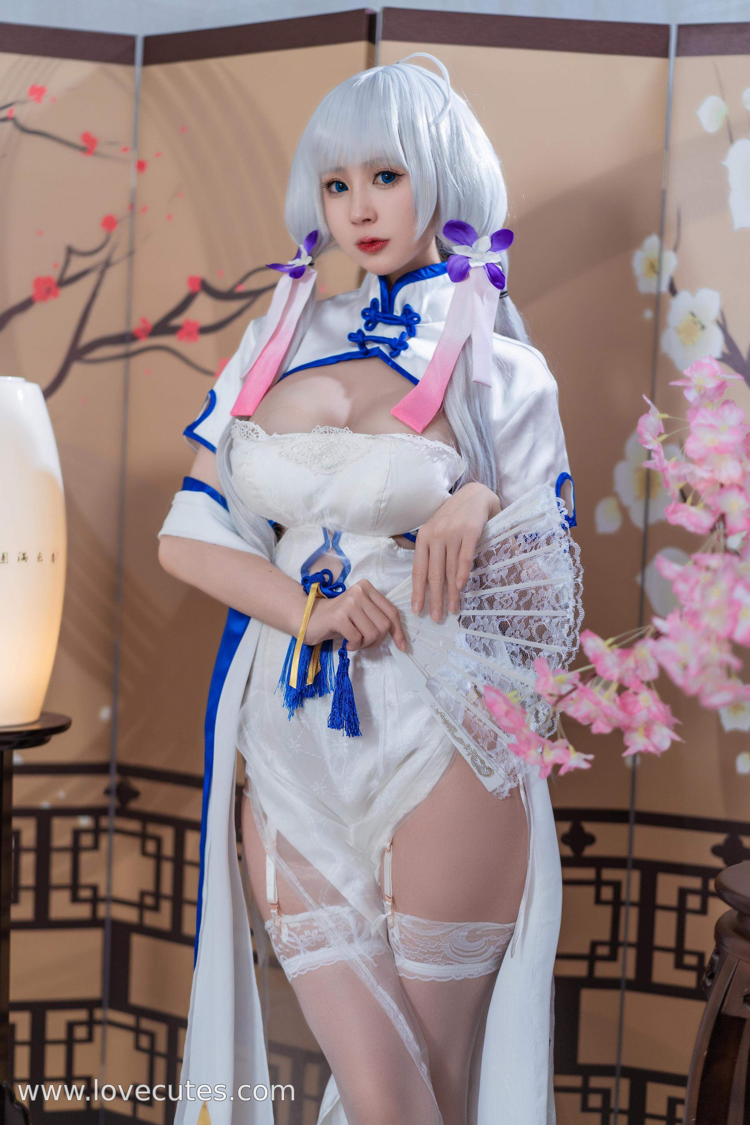 Cosplay] Nanka Nishinomiya - Azur Lane 'Shokaku' Qipao Style: A Fusion of Eastern Qipao and Kanmusu Character Showcasing Elegant and Sensual Visual Charm 24P