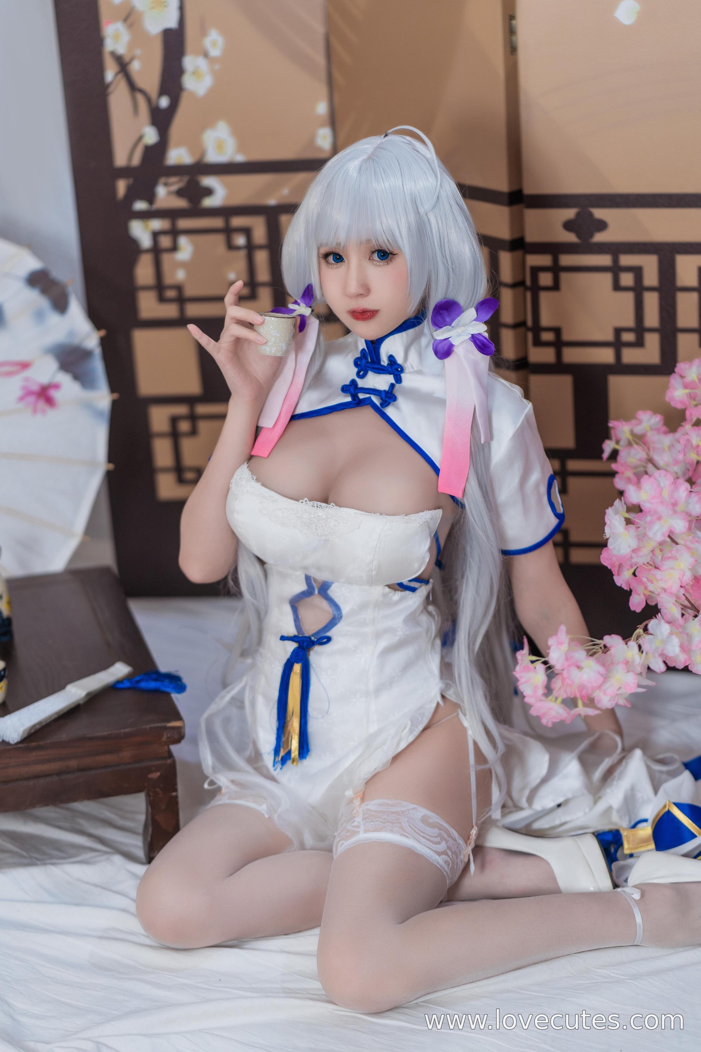 '[cosplay] Tây Viên Tự Nam Ca - Hình tượng 'Quang Huỳnh' trong tà áo dài: Sự hòa quyện giữa áo dài phương Đông và nhân vật hạm đội, thể hiện vẻ đẹp thanh lịch và quyến rũ 24P'