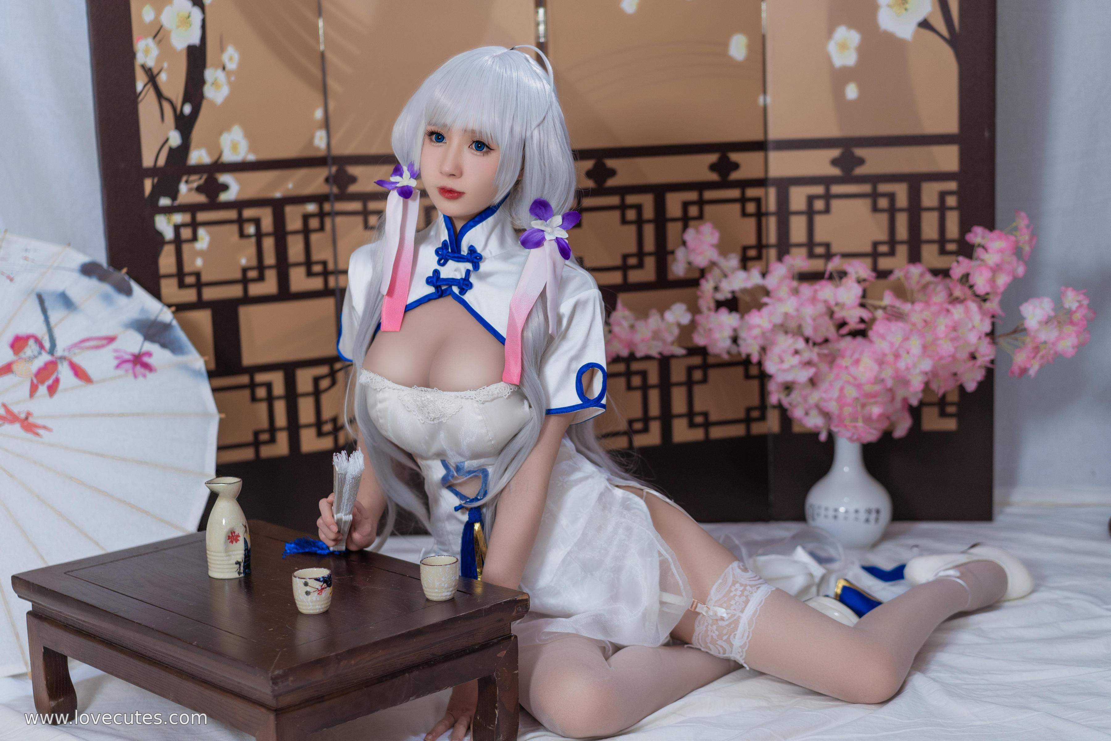 '[cosplay] Tây Viên Tự Nam Ca - Hình tượng 'Quang Huỳnh' trong tà áo dài: Sự hòa quyện giữa áo dài phương Đông và nhân vật hạm đội, thể hiện vẻ đẹp thanh lịch và quyến rũ 24P'