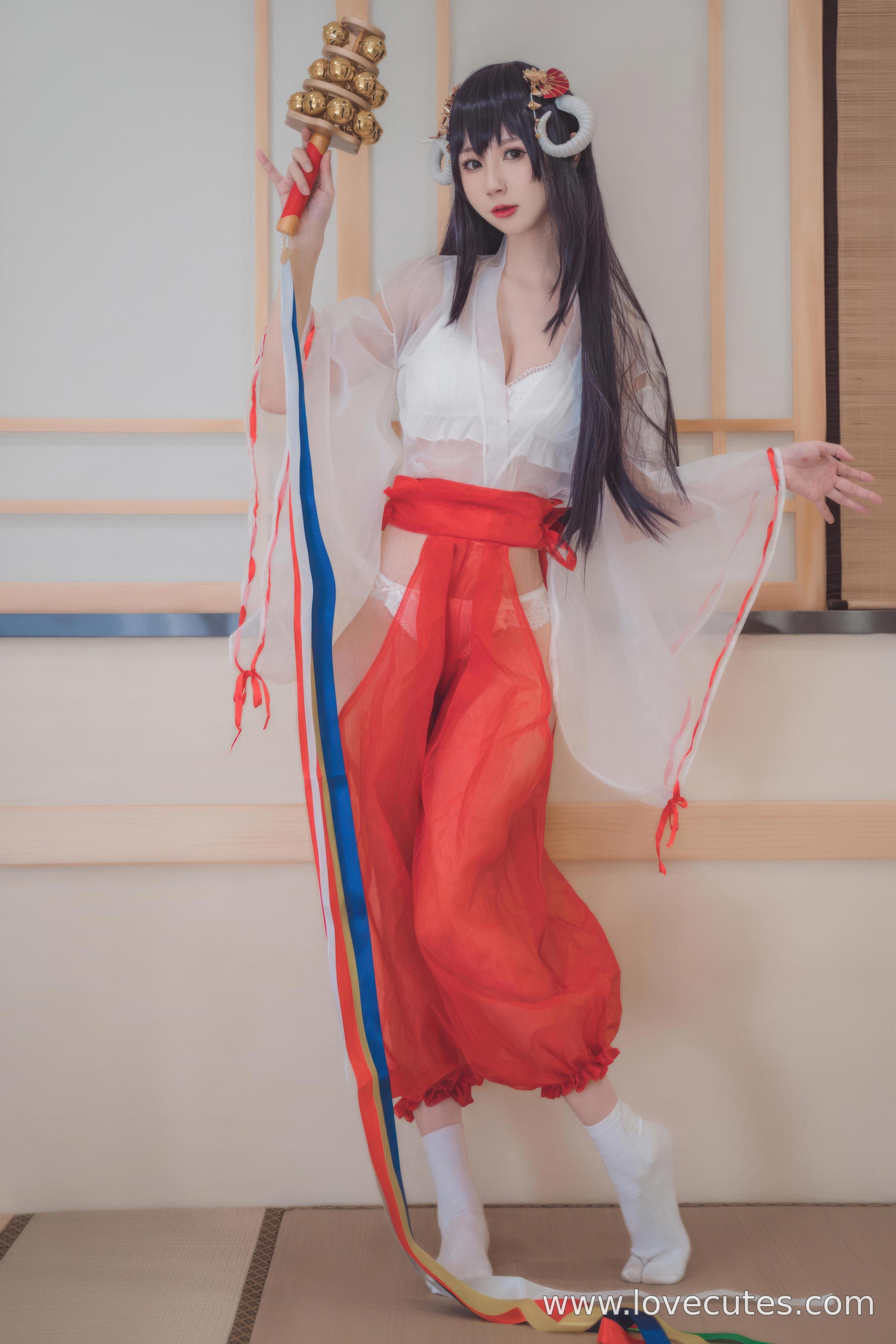 【コスプレ】西園寺南歌 - 透明巫女テーマCOS：軽やかな巫女装と透け感素材の融合で、和風神社スタイルに柔美と神秘を表現 30P