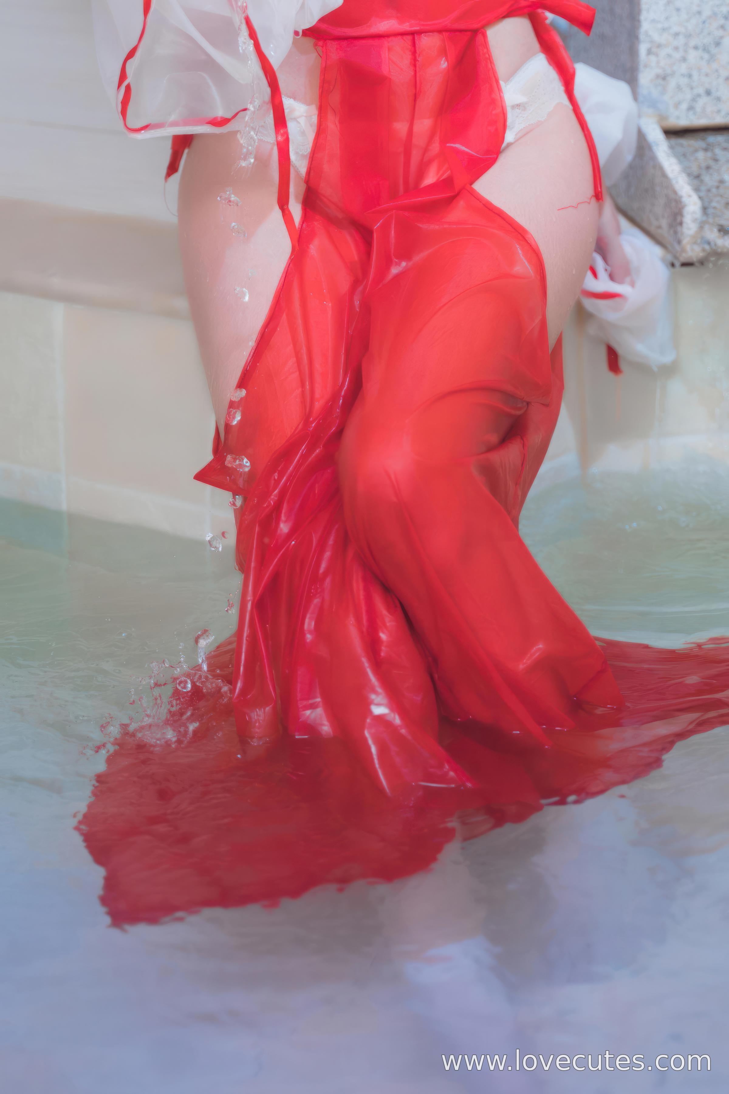 Cosplay] Nanka Nishinomiya - Transparent Miko Theme COS: A Blend of Lightweight Miko Attire and Sheer Materials Showcasing a Beautiful and Mysterious Visual Effect in Japanese Shrine Style 30P