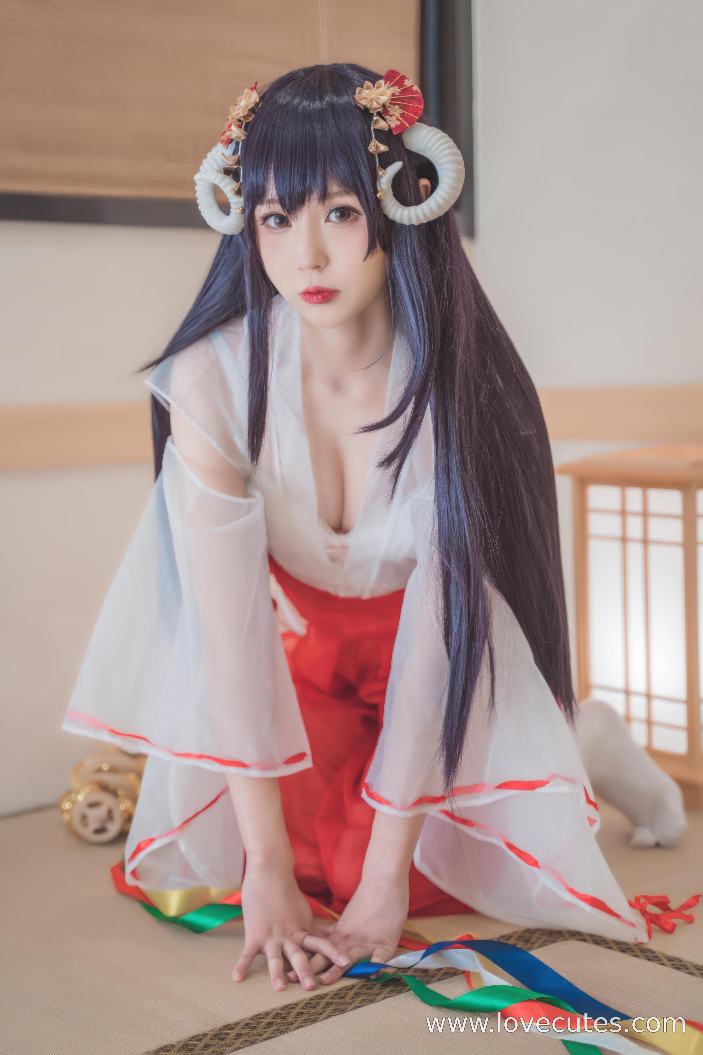 Cosplay] Nanka Nishinomiya - Transparent Miko Theme COS: A Blend of Lightweight Miko Attire and Sheer Materials Showcasing a Beautiful and Mysterious Visual Effect in Japanese Shrine Style 30P