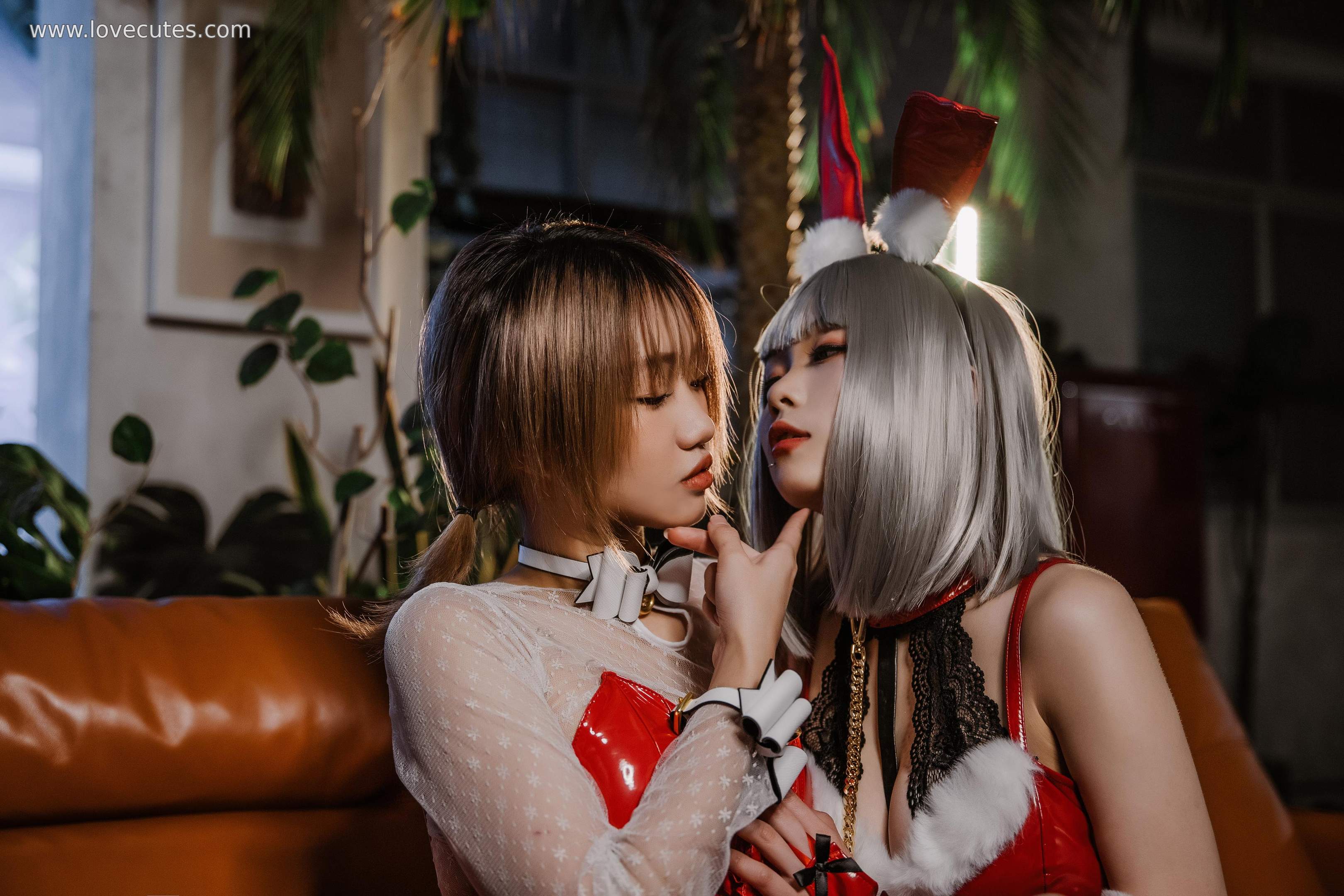 写真] 柒柒要乖哦 & 末夜787 - 双人クリスマスギフト：祝祭の雰囲気の中での甘辛な双人私房、魅惑のヒップラインと親密なインタラクション 64P