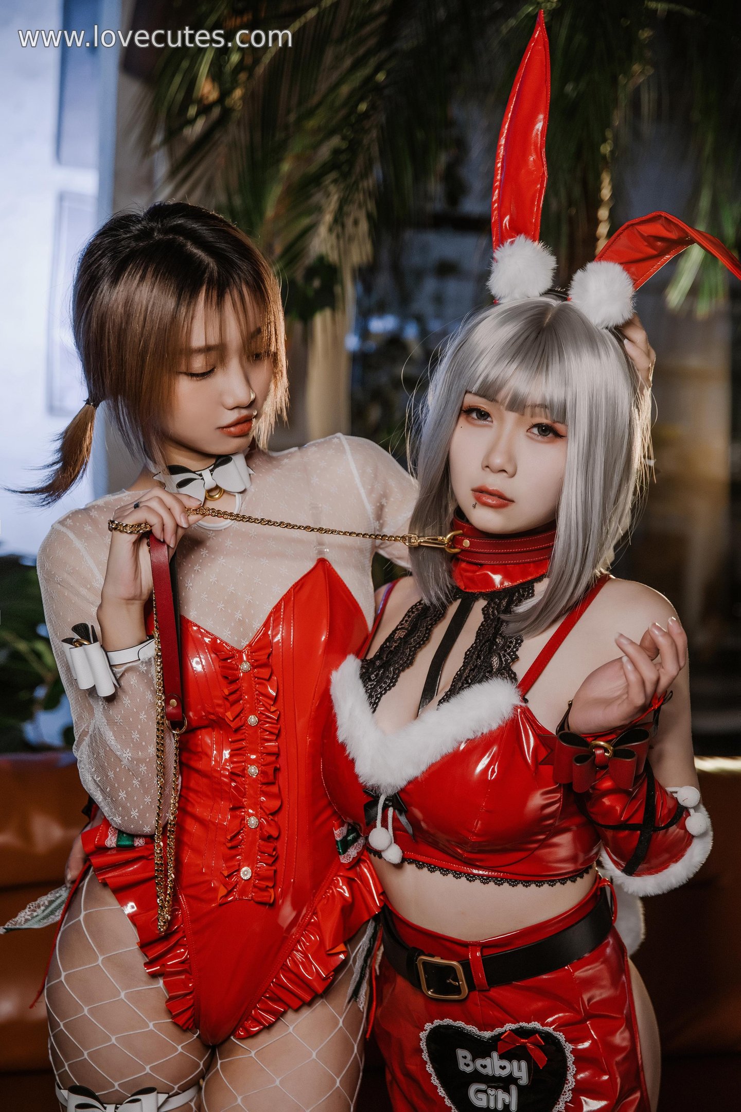 写真] 柒柒要乖哦 & 末夜787 - 双人クリスマスギフト：祝祭の雰囲気の中での甘辛な双人私房、魅惑のヒップラインと親密なインタラクション 64P
