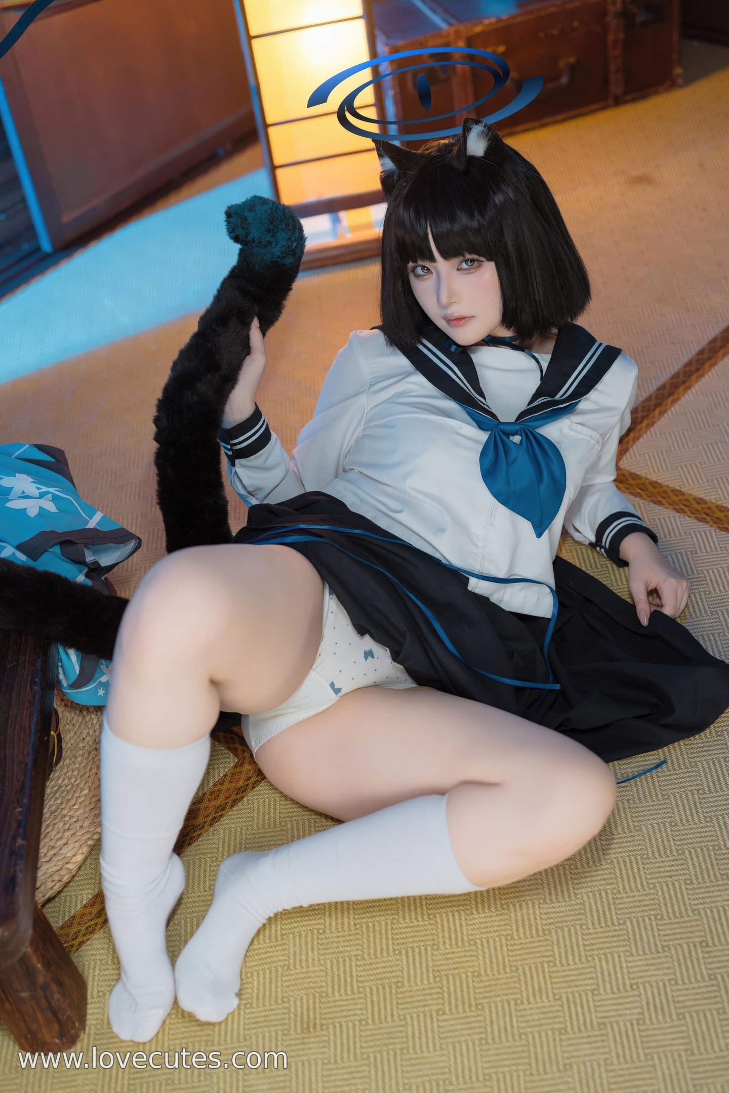 [cosplay] 屿鱼 - 蔚蓝档案 桐生桔梗：学院制服风格的角色还原 清冷气质与身材线条并重呈现 53P