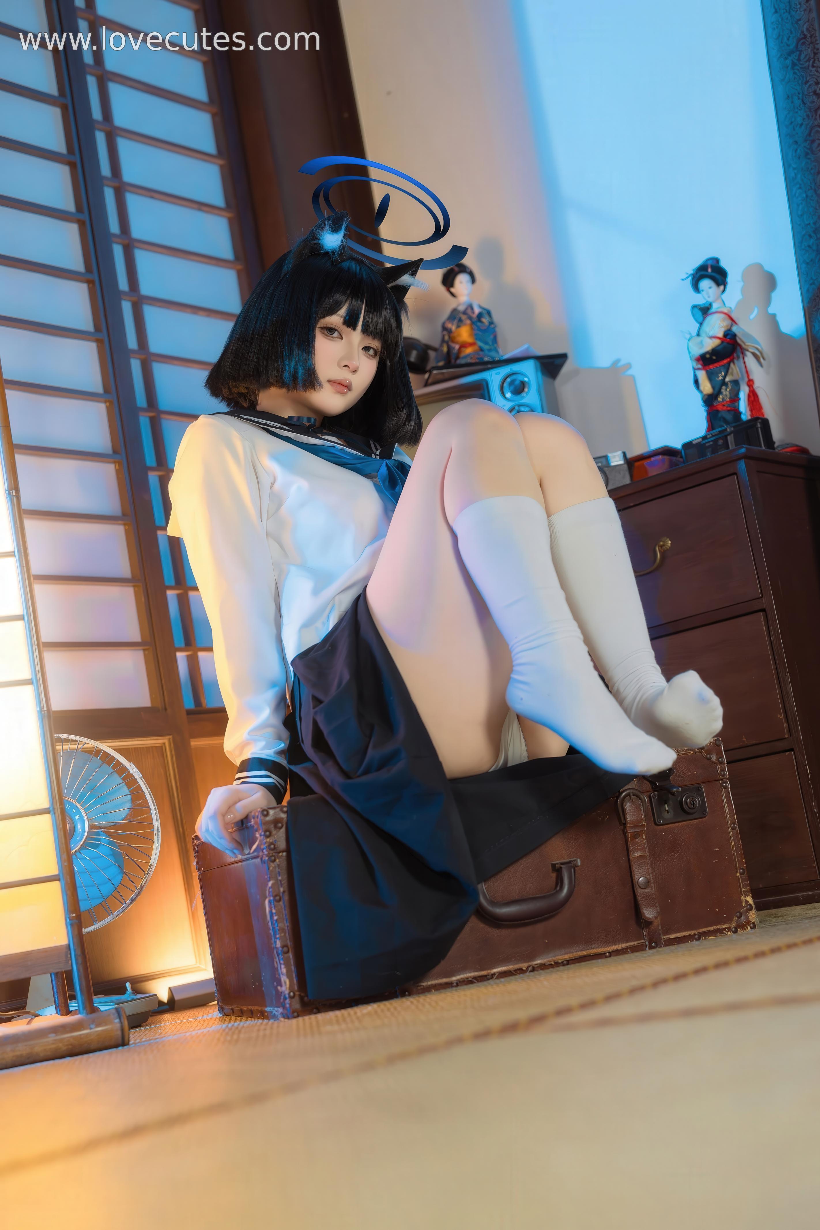 costume play] 屿鱼 - 蔚蓝档案 桐生桔梗：学院制服スタイルのキャラクター再現 清冷な気質とスタイルを両立 53P