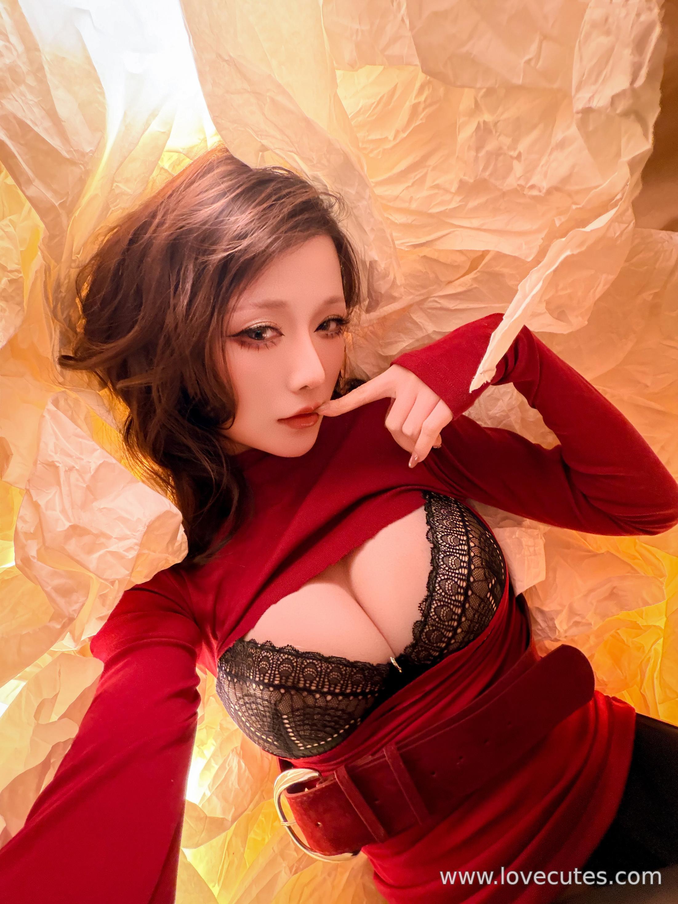 【コスプレ】星之迟迟 Hoshilily - 2025年クリスマス・意外な収穫のサプライズボックス：黒スト高ヒールスタイルのオリジナルキャラクター、甘辛セクシーと神秘的な雰囲気が交錯する68P