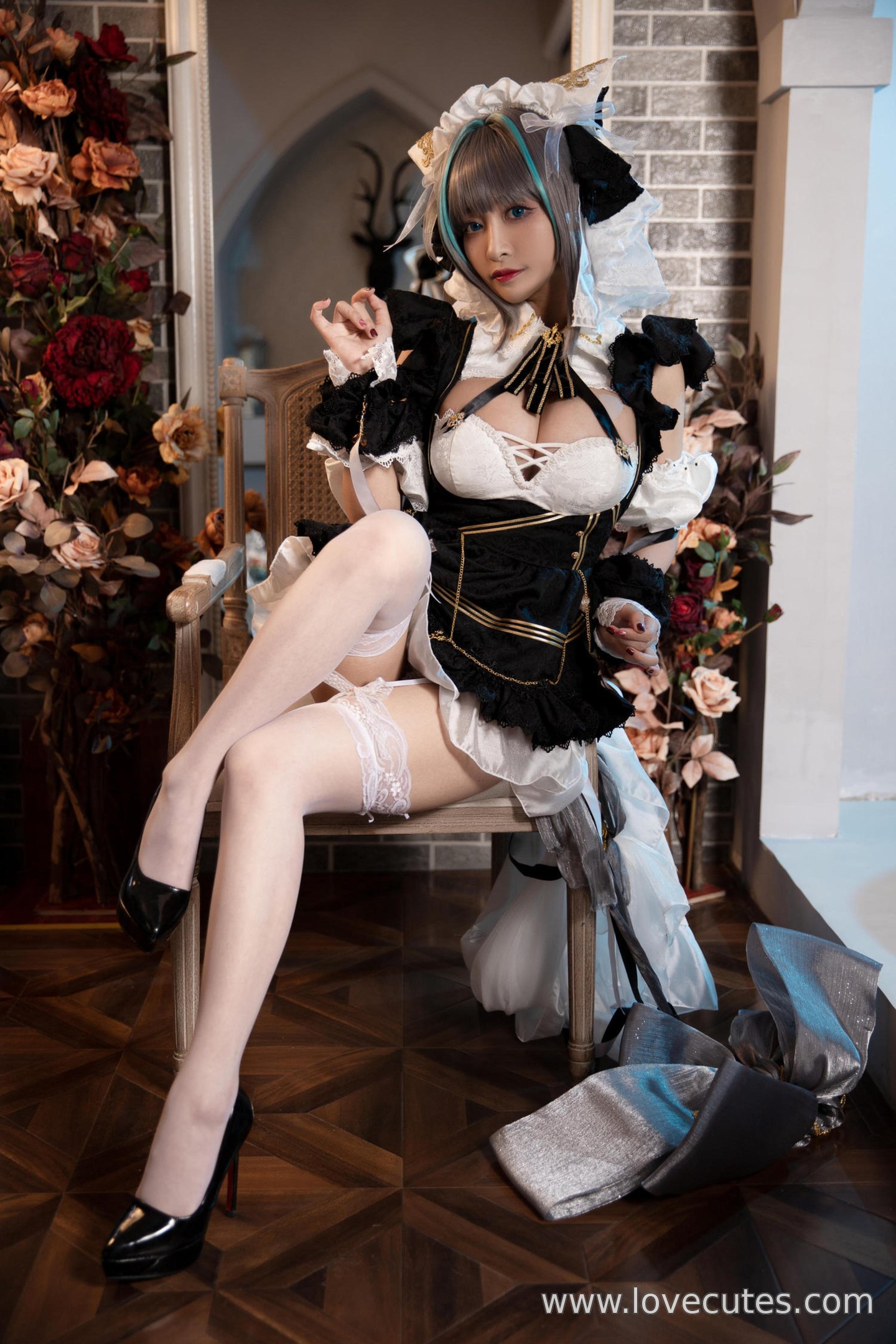 '[cosplay] 洛璃 LoLiSAMA - cos Chai Quận: Thực Tế Bích Lam Hàng Tuyến Mèo Nữ Tai Thú, Trang Phục Rách, Tất Trắng, Ngực Khủng, Mông Đẹp, Kích Thích Tột Độ 67P'