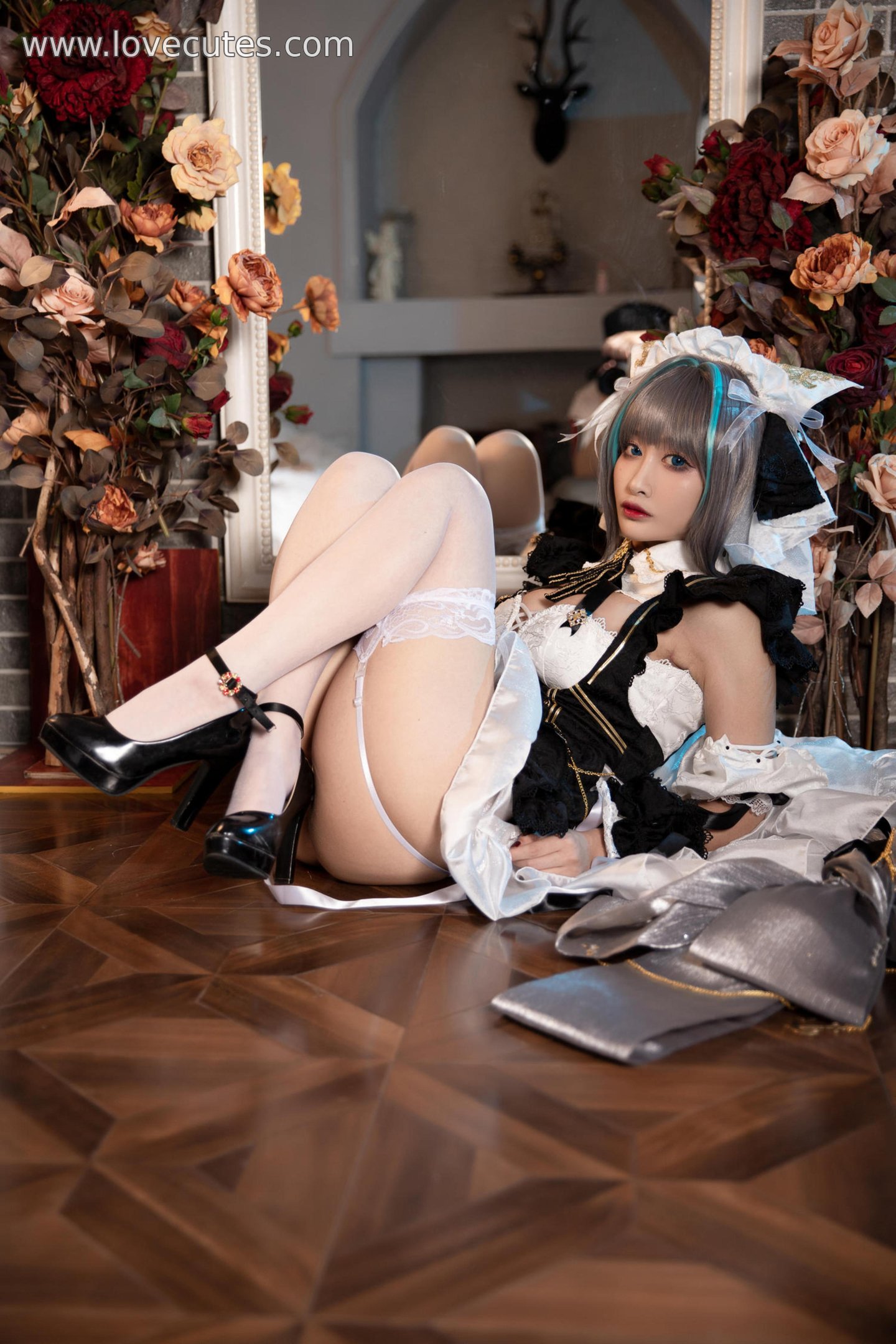 '[cosplay] 洛璃 LoLiSAMA - cos Chai Quận: Thực Tế Bích Lam Hàng Tuyến Mèo Nữ Tai Thú, Trang Phục Rách, Tất Trắng, Ngực Khủng, Mông Đẹp, Kích Thích Tột Độ 67P'
