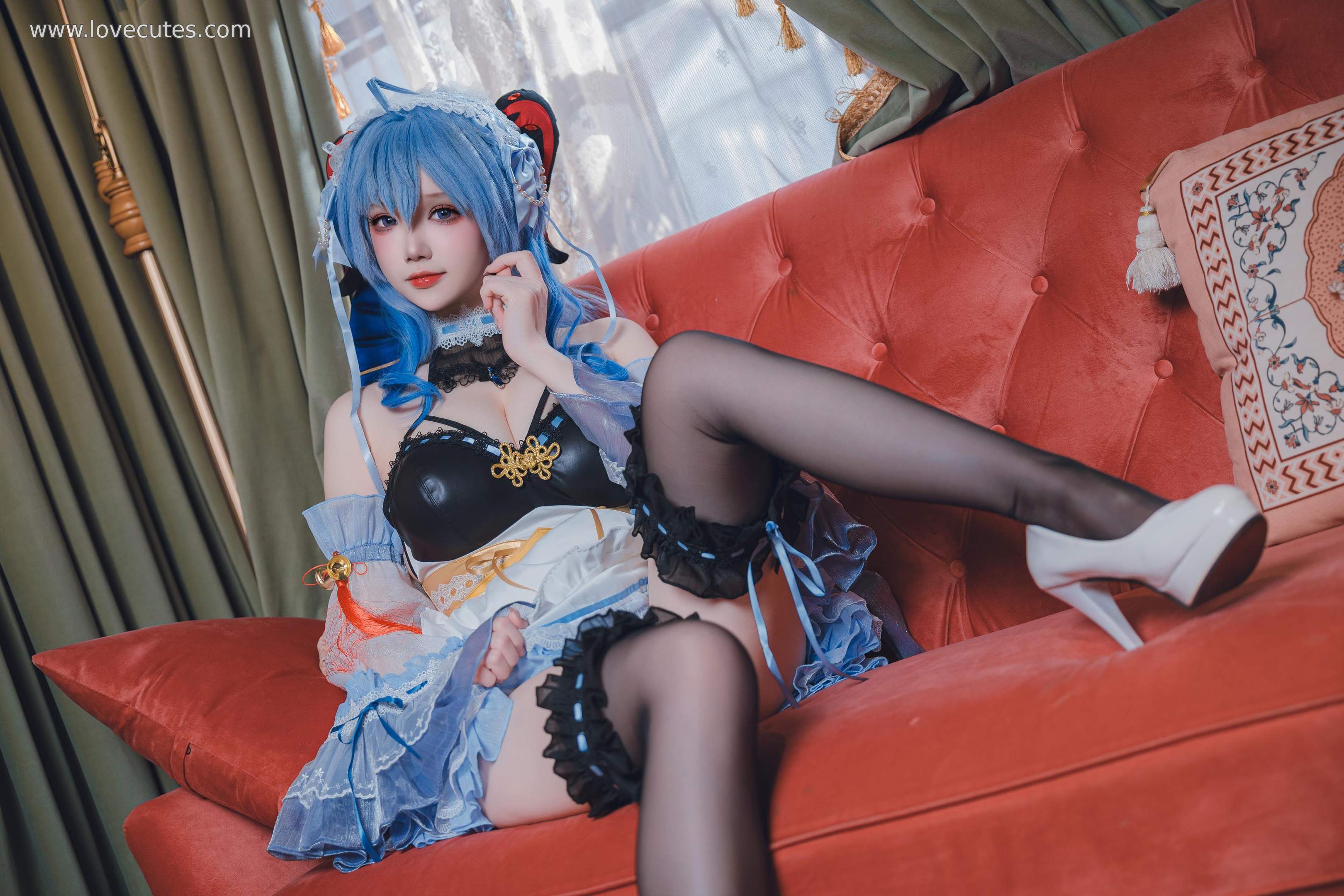 costume play] 雪晴Astra - 甘雨メイド：黒ストッキングのメイドスタイル、優しさとセクシーさの共存 31P1V