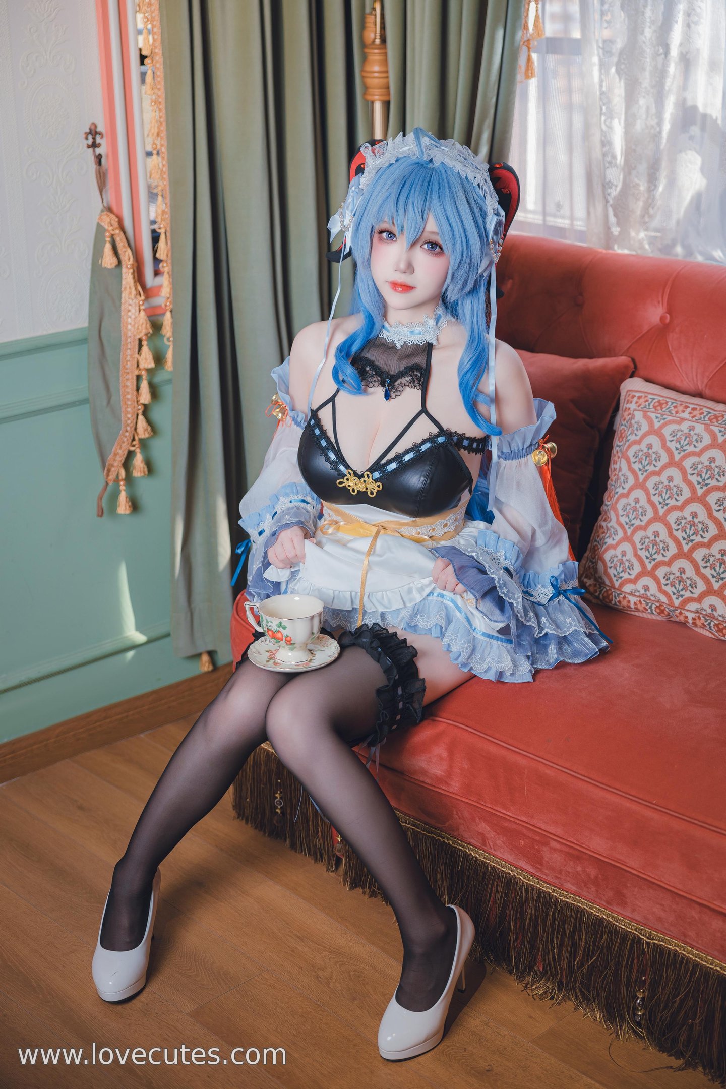 cosplay] 雪晴Astra - 甘雨女僕：黑絲女僕造型的角色還原，溫柔與性感並存的私房風格 31P1V