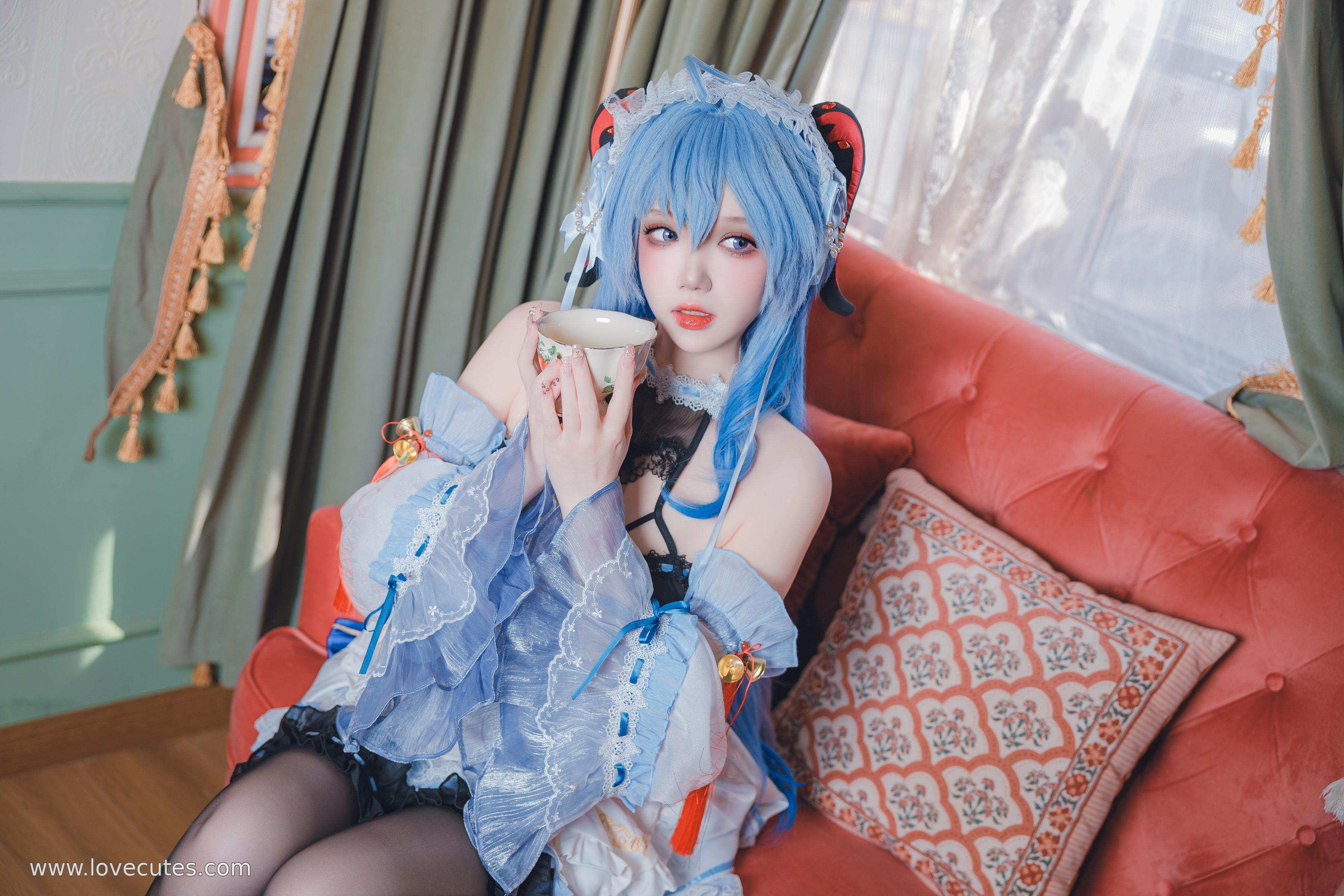 cosplay] 雪晴Astra - 甘雨女僕：黑絲女僕造型的角色還原，溫柔與性感並存的私房風格 31P1V