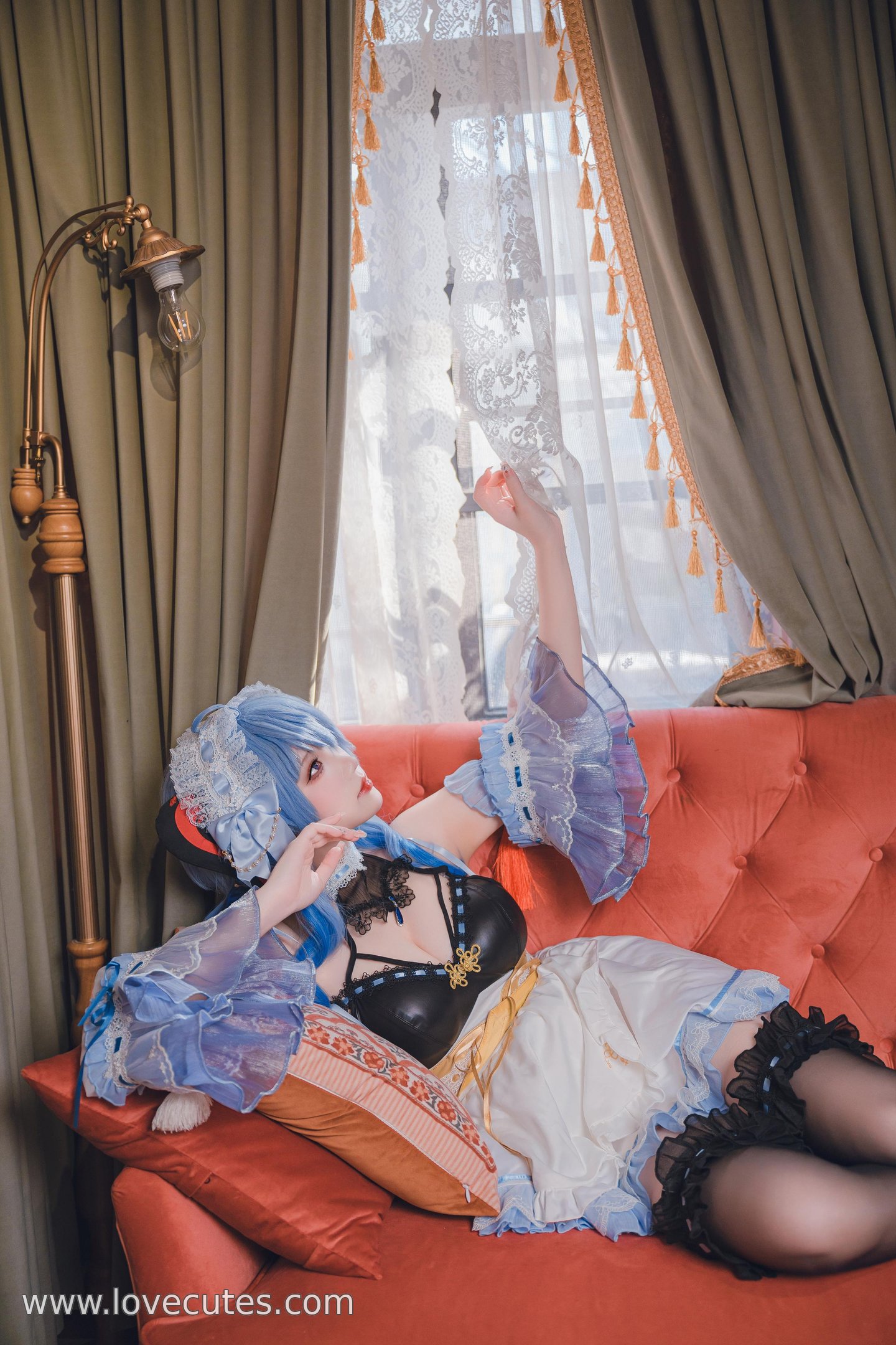 Cosplay] Yukiharu Astra - Ganyu Maid: A Captivating Blend of Elegance and Sensuality in a Black Stocking Maid Outfit 31P1V