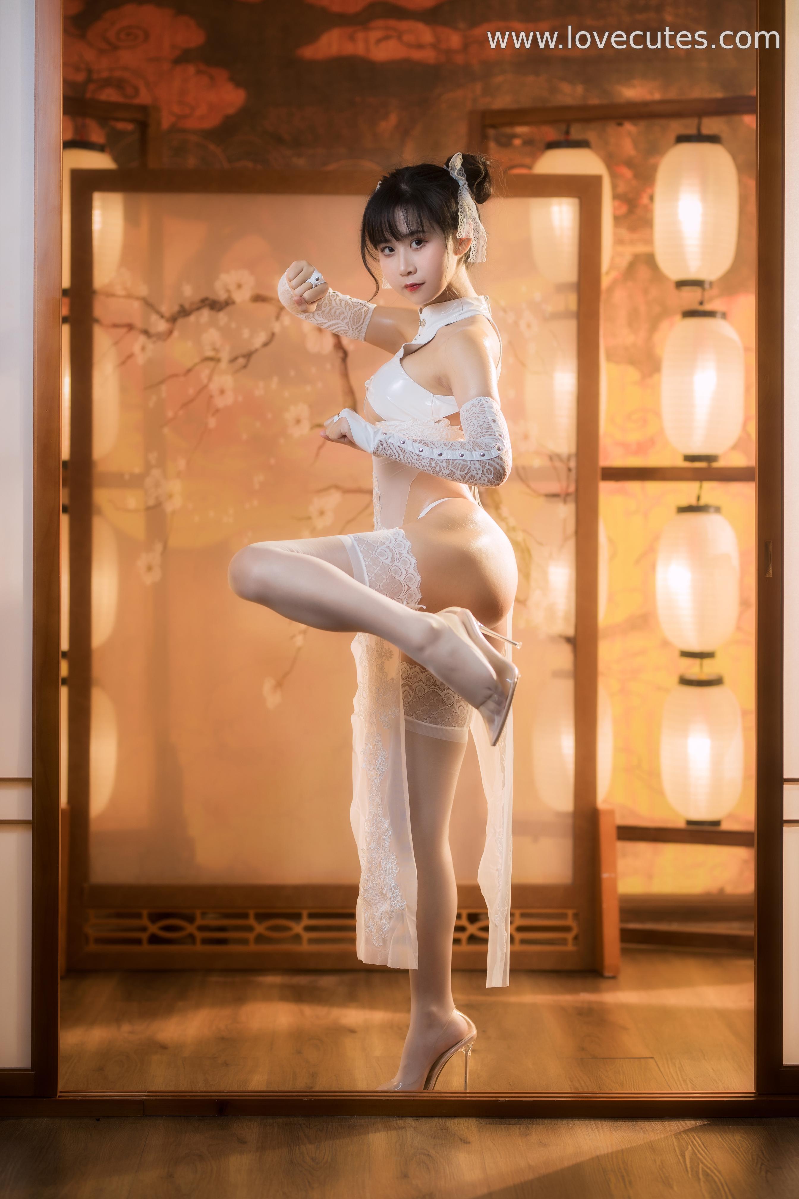 コスプレ] 萌芽儿o0 - 靡煙：ハイヒールとストッキングレースが織りなすオリジナルスタイル、煙の中で冷酷なセクシーさを表現 30P