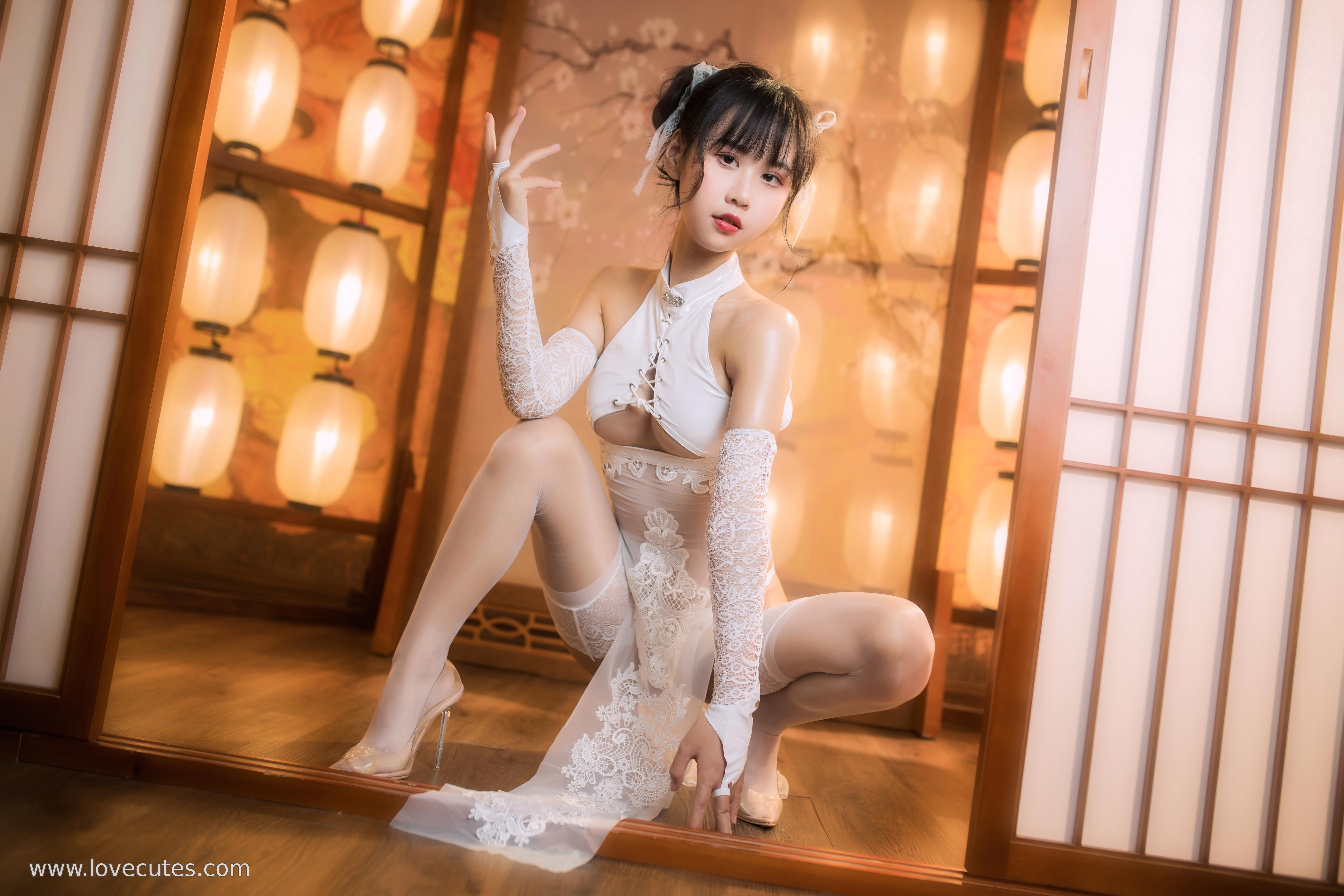 コスプレ] 萌芽儿o0 - 靡煙：ハイヒールとストッキングレースが織りなすオリジナルスタイル、煙の中で冷酷なセクシーさを表現 30P