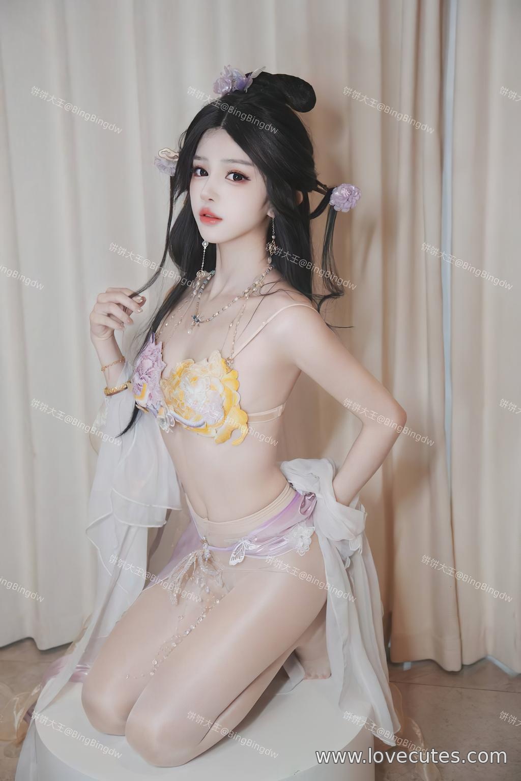 【Cosplay】饼饼大王 - 永劫無間·迦南「閉月之顏」：暗夜刺客風格角色還原，冷艷氣質與身材線條並重呈現 13P2V