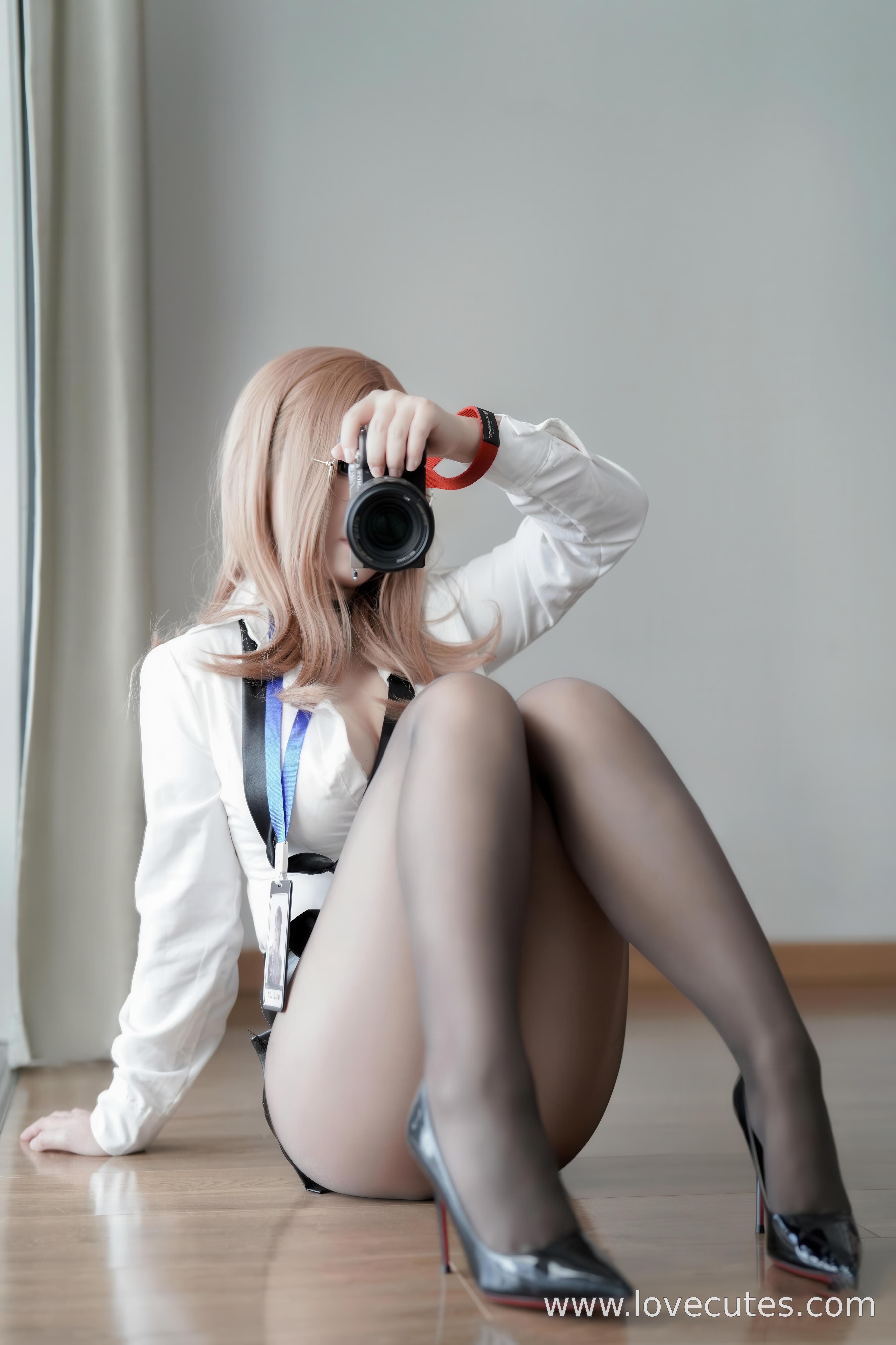 半半子 NIKKE エマ秘書 コスプレ 76P
