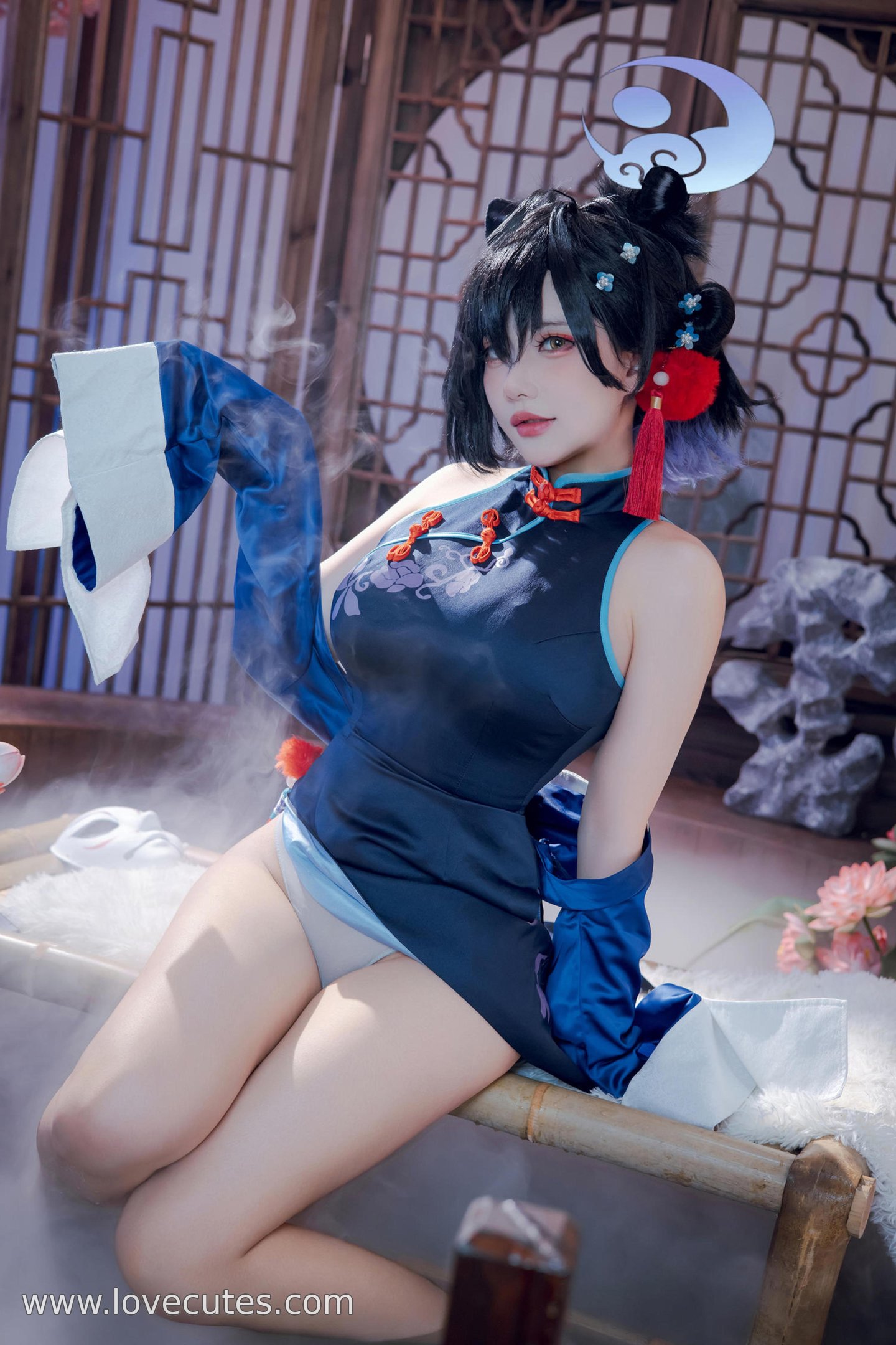 Cosplay] Is It a Bear Cub? - Tsukihara Kaguya: Traditional Qipao + Ancient Costume Vibe, Alluring Gaze and Poses, Impeccable Details, 55P