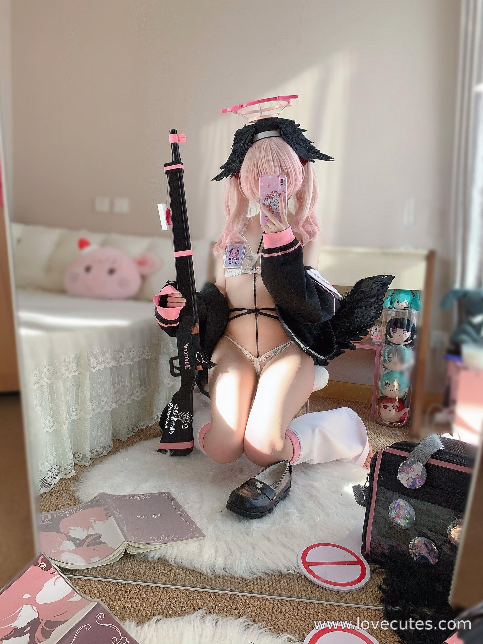 cosplay] 哎我黑切呐 - 下江小春：蔚藍檔案角色制服造型還原 校園JK風格與人物氣質呈現 簡潔場景突出角色氛圍與神態 含46P3V