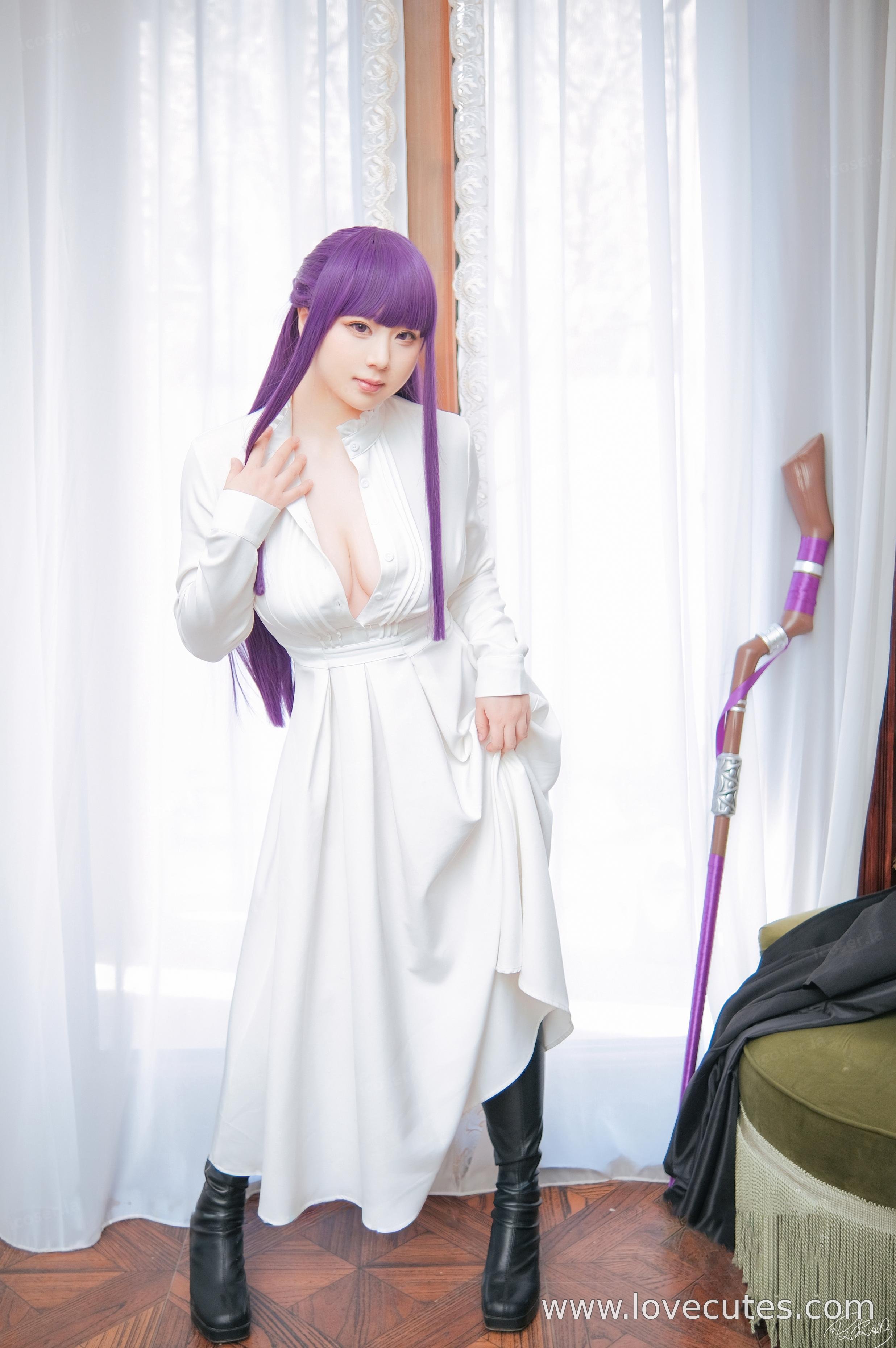 Cosplay] Pipi Nai - Filen: Reviving the Character of Filen from the Buried Frelian with Mage Costume and Serene Aura, Featuring 62 Pages of Character Expressions and Atmosphere