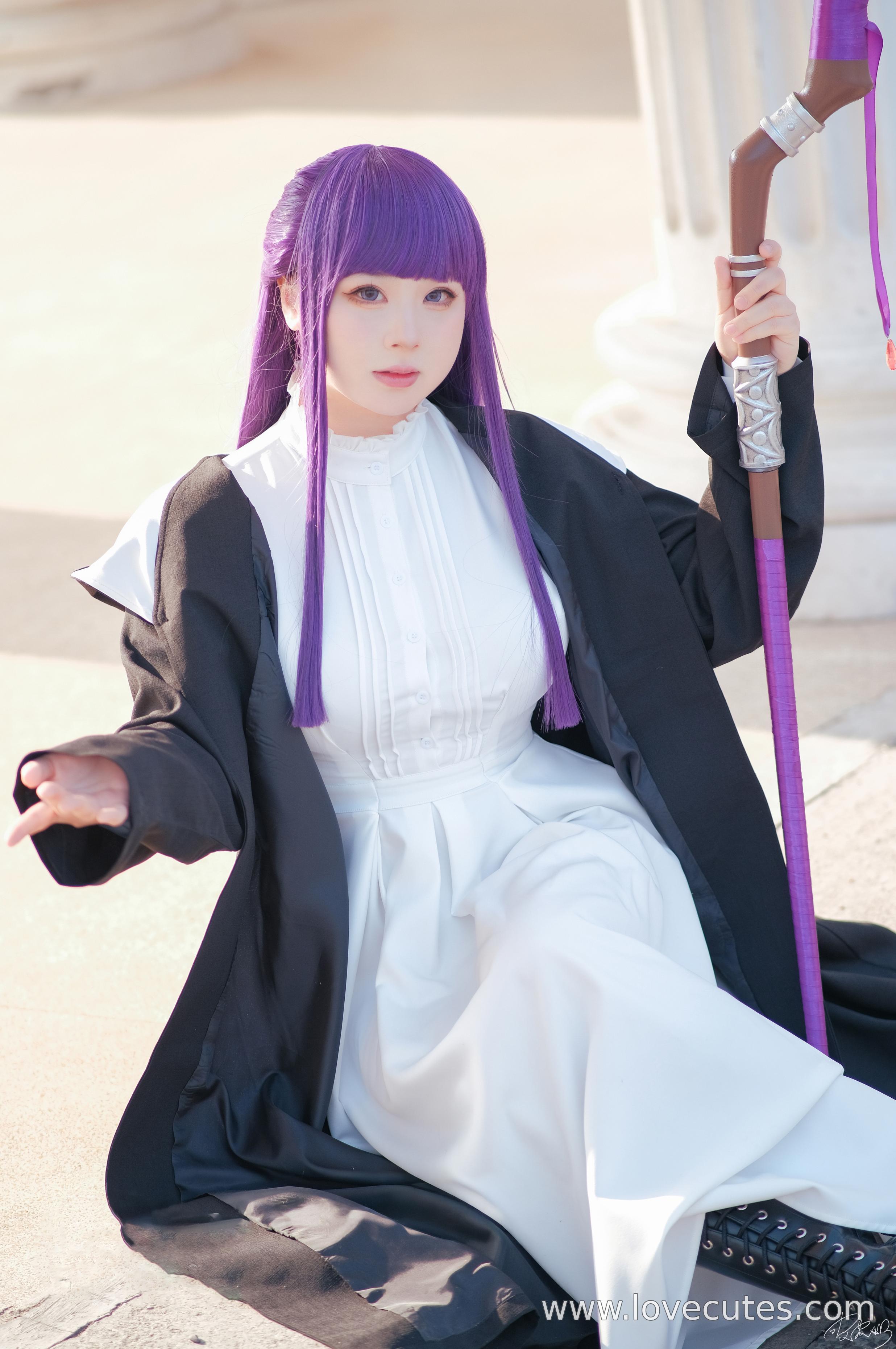 Cosplay] Pipi Nai - Filen: Reviving the Character of Filen from the Buried Frelian with Mage Costume and Serene Aura, Featuring 62 Pages of Character Expressions and Atmosphere