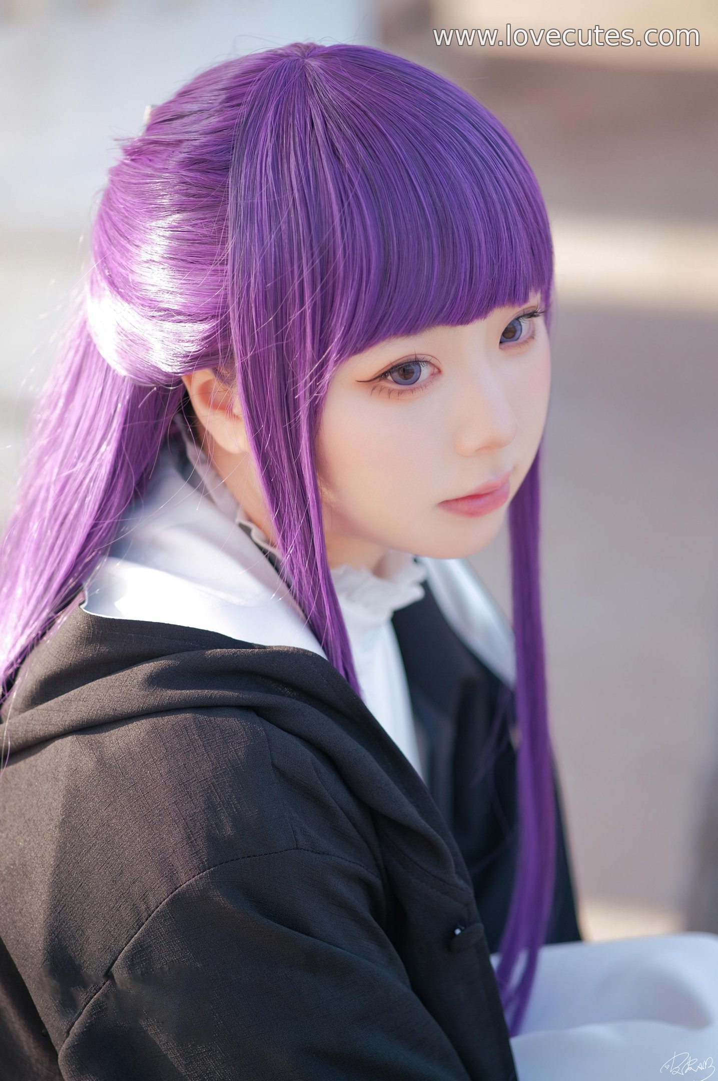 Cosplay] Pipi Nai - Filen: Reviving the Character of Filen from the Buried Frelian with Mage Costume and Serene Aura, Featuring 62 Pages of Character Expressions and Atmosphere