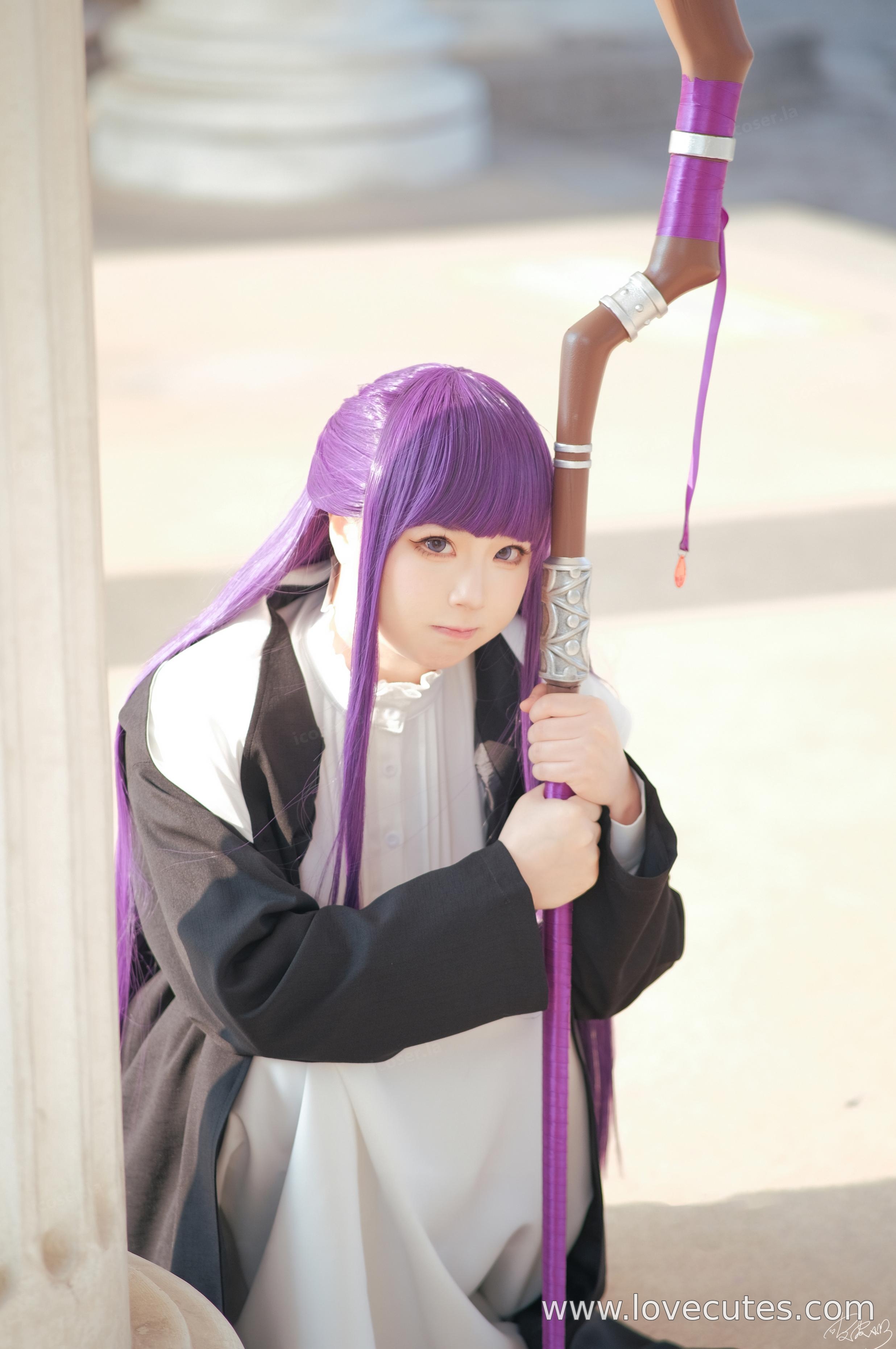 Cosplay] Pipi Nai - Filen: Reviving the Character of Filen from the Buried Frelian with Mage Costume and Serene Aura, Featuring 62 Pages of Character Expressions and Atmosphere