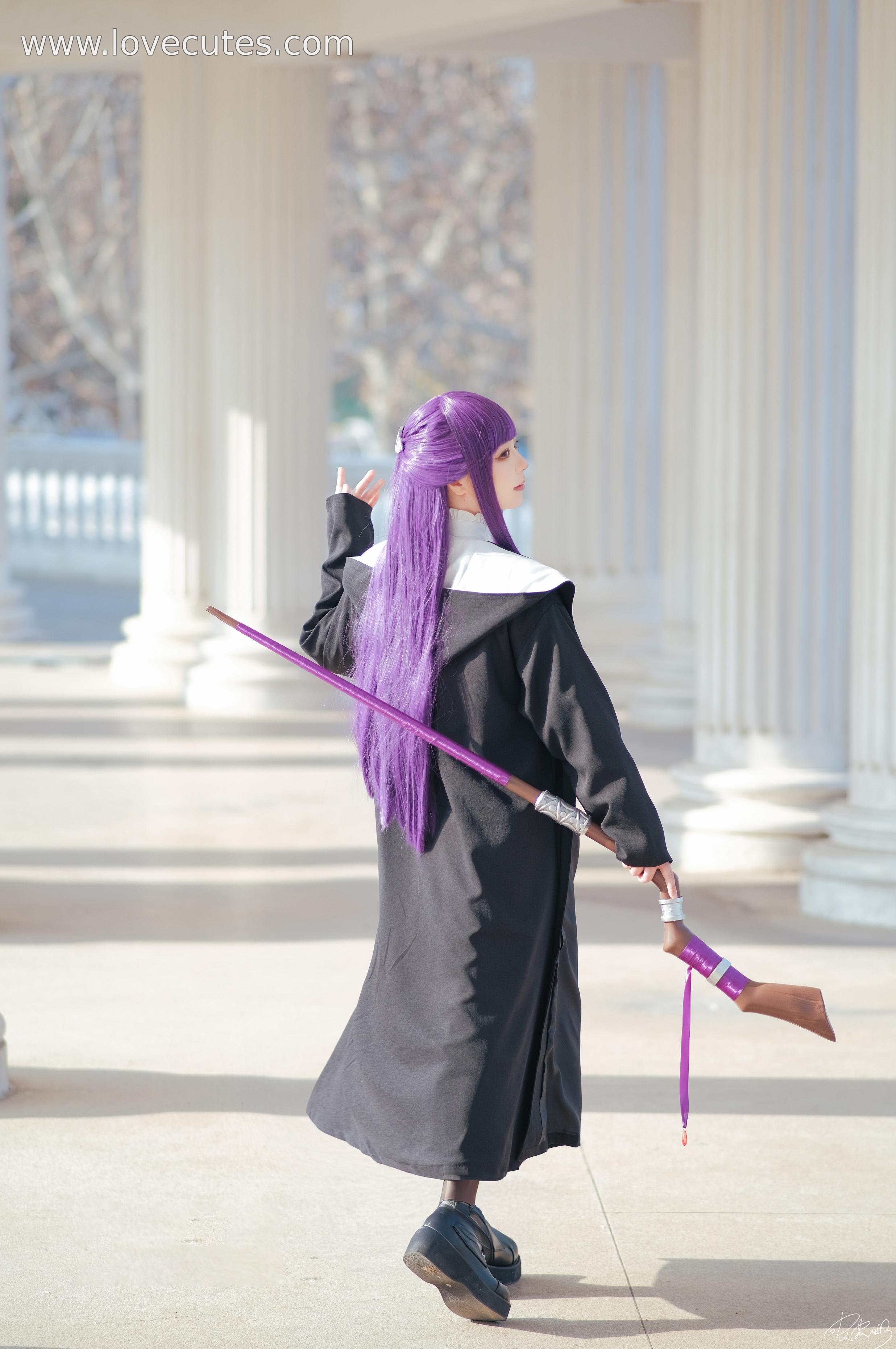 Cosplay] Pipi Nai - Filen: Reviving the Character of Filen from the Buried Frelian with Mage Costume and Serene Aura, Featuring 62 Pages of Character Expressions and Atmosphere