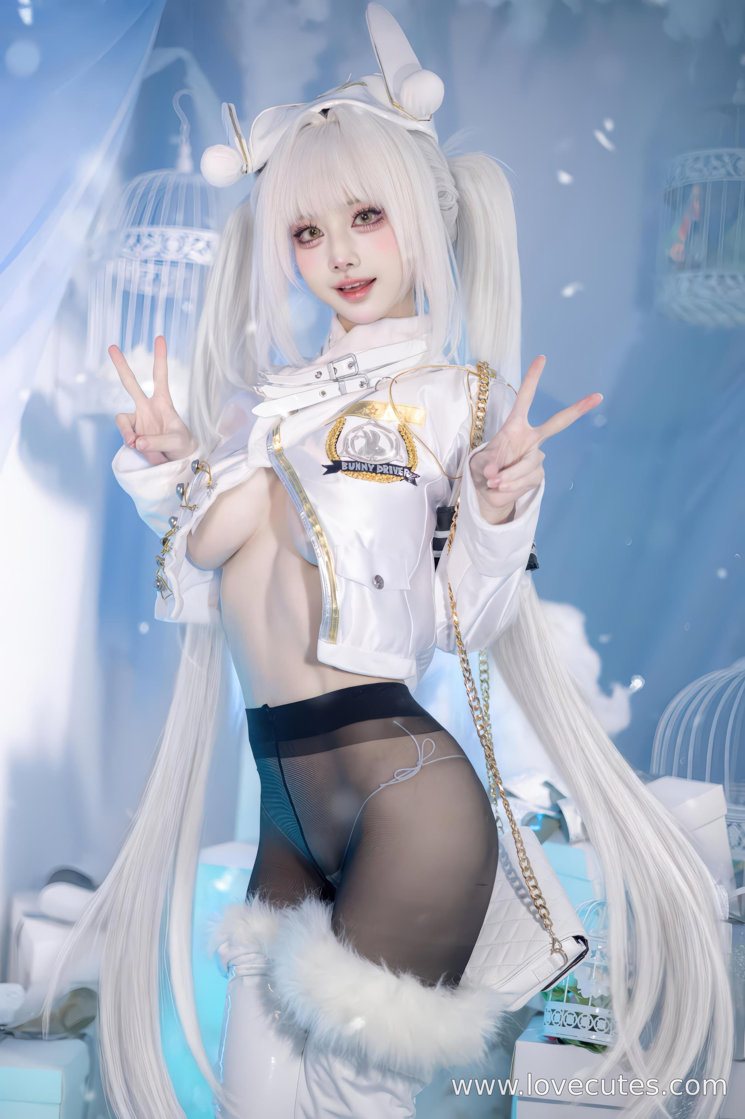 「[コスプレ] 沖田凜花 - 碧藍航線 光輝：黒ストッキングの魅力、御姐の気品と美乳の曲線 26P」