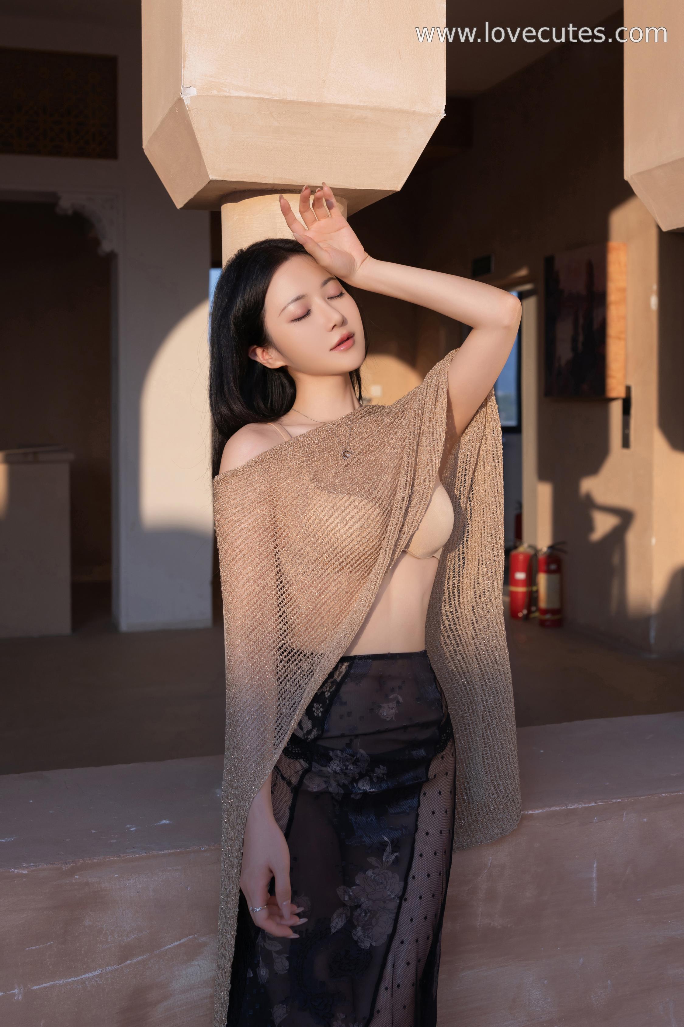 '[모델] 어란피쉬 - 유토피아의 모래: 섬세한 레이스 속옷, 하이힐로 늘어난 다리 비율, 아름다운 가슴과 다리의 조화 120P'