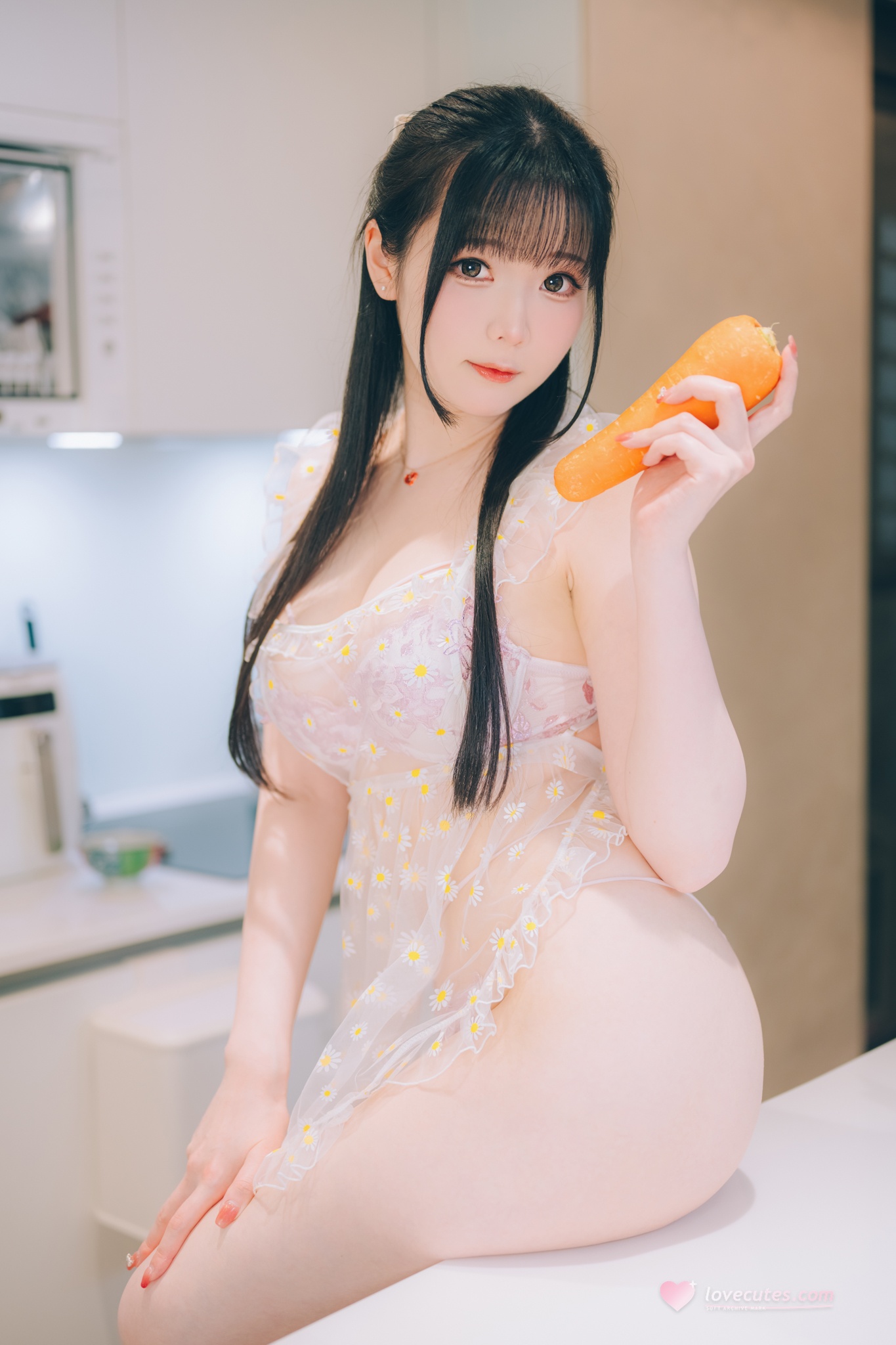 [Private] Shimo Tsuki - Cohabitation with Shimo-chan: A Housewife's Daily Life with Stunning Legs 85P