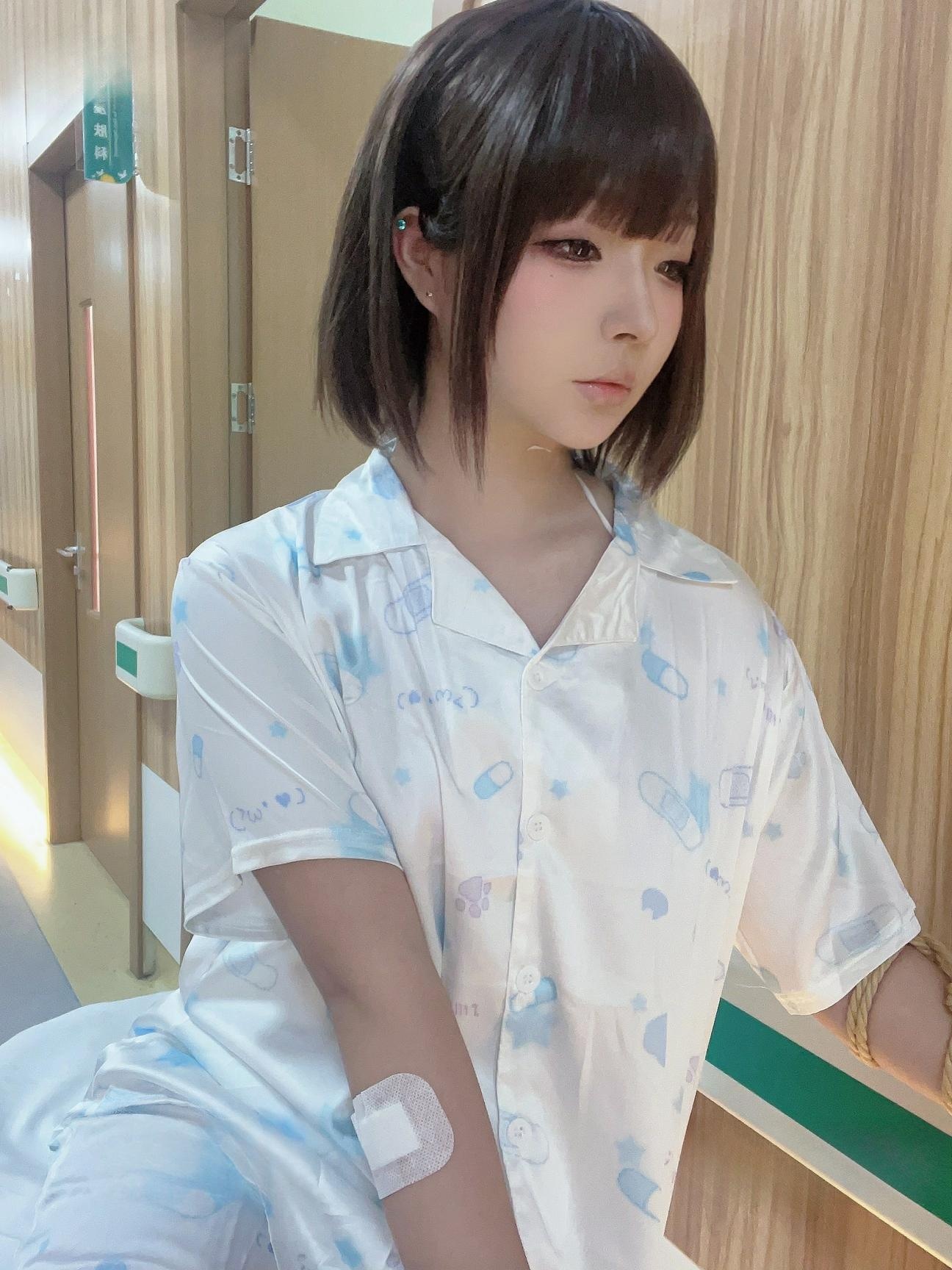 [私房] yuuhui玉汇 - 病房ドラマ：病院の病床シーンでの感情的な雰囲気の高まり、束縛要素のあるコントラスト感 37P2V