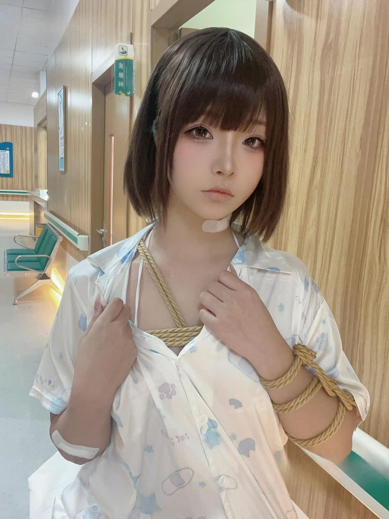 [私房] yuuhui玉汇 - 病房ドラマ：病院の病床シーンでの感情的な雰囲気の高まり、束縛要素のあるコントラスト感 37P2V