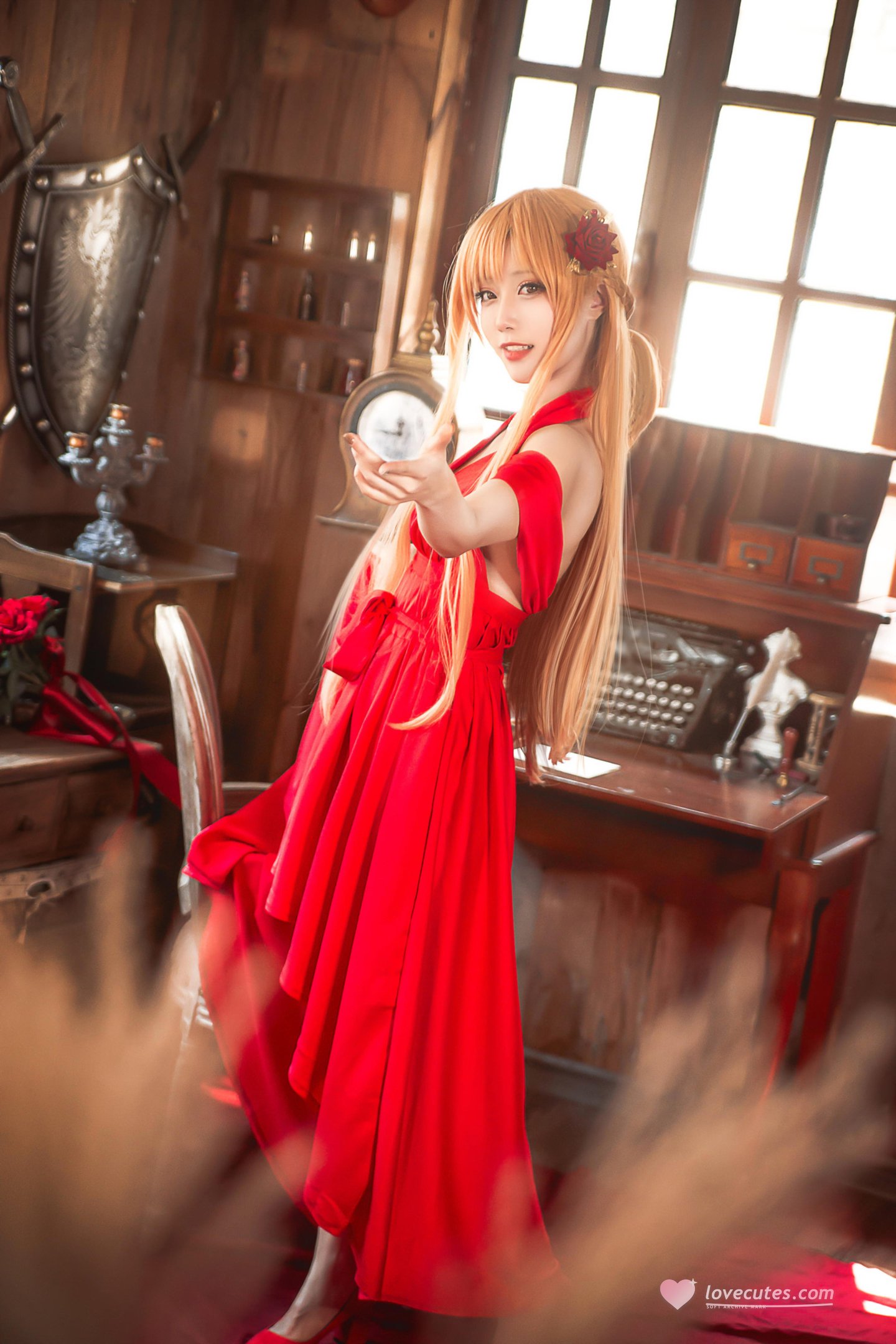 [costume play] 切切Celia - 亚丝娜紅色禮服：造型搶眼，角色氣質完美掌握，優雅中帶點性感 28P