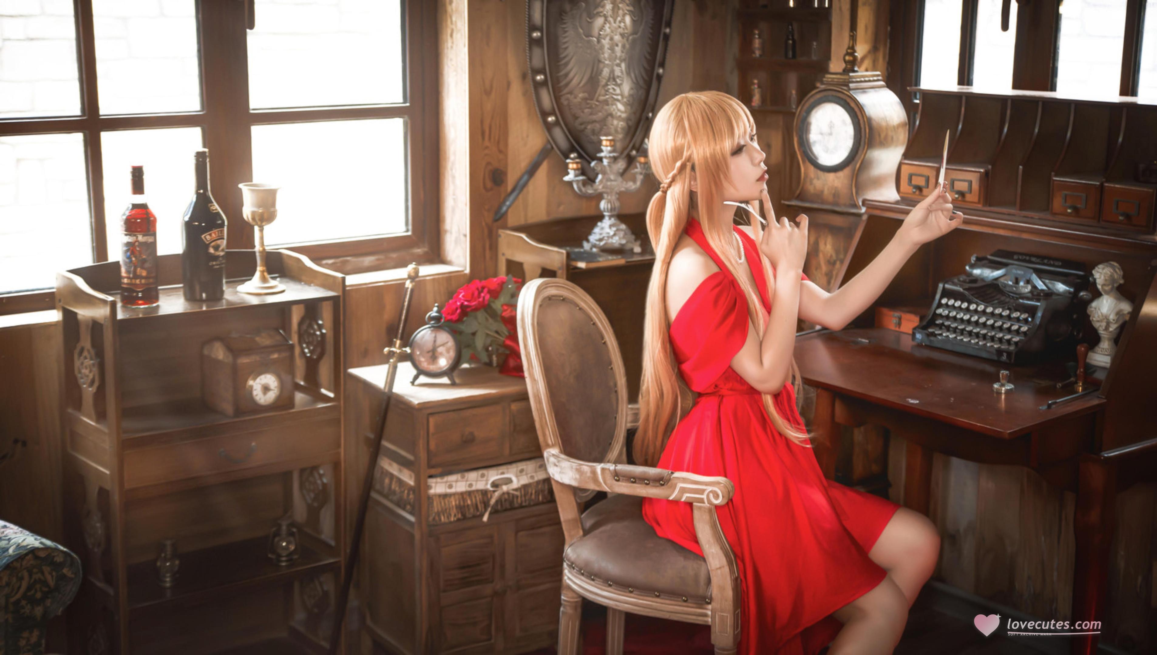 [costume play] 切切Celia - 亚丝娜紅色禮服：造型搶眼，角色氣質完美掌握，優雅中帶點性感 28P