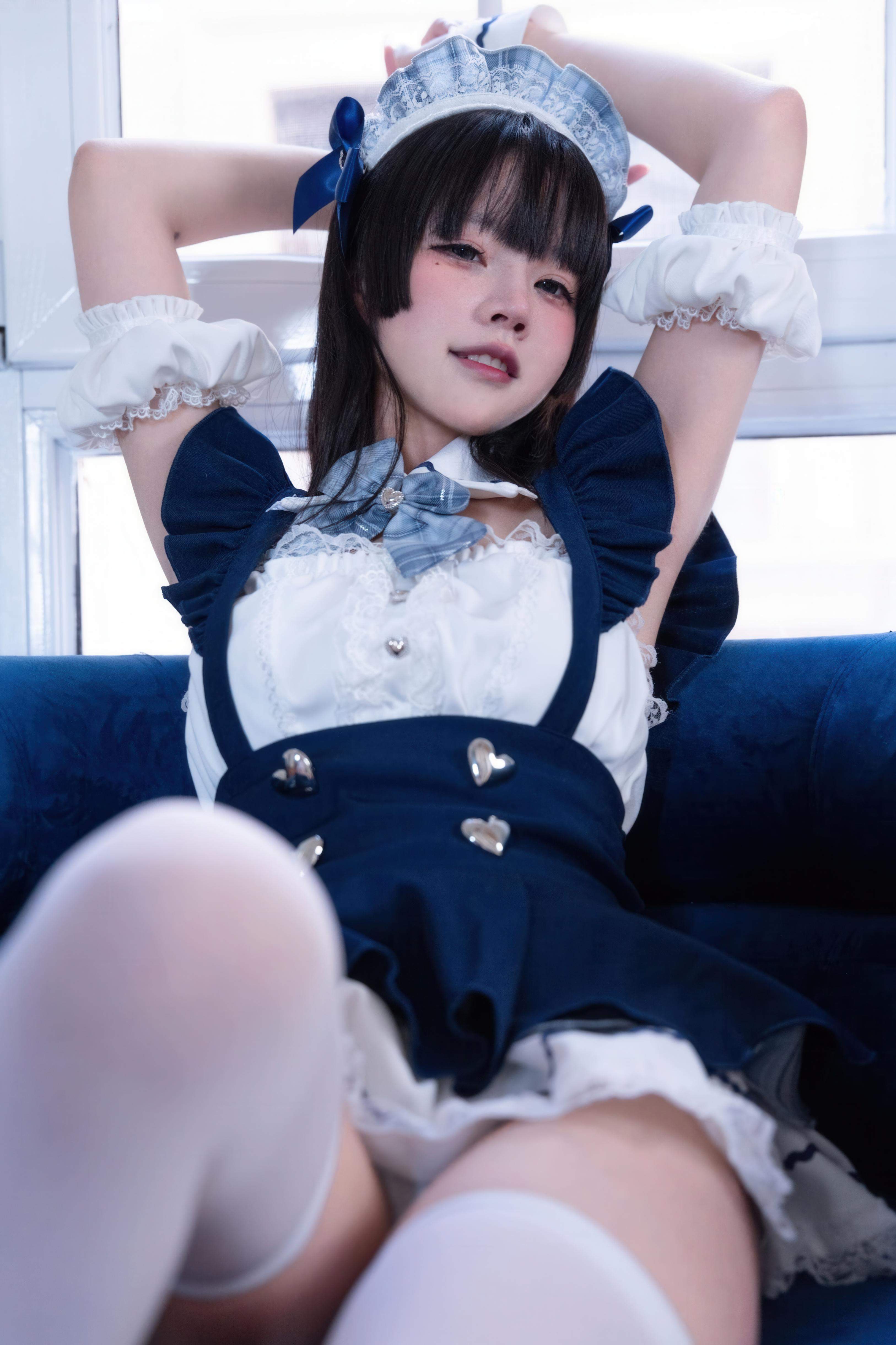 [Cosplay] Shimizu Nagi - Maid Service Theme: Sweet Maid Vibes Enhanced by White Stockings, Pure and Adorable 68P