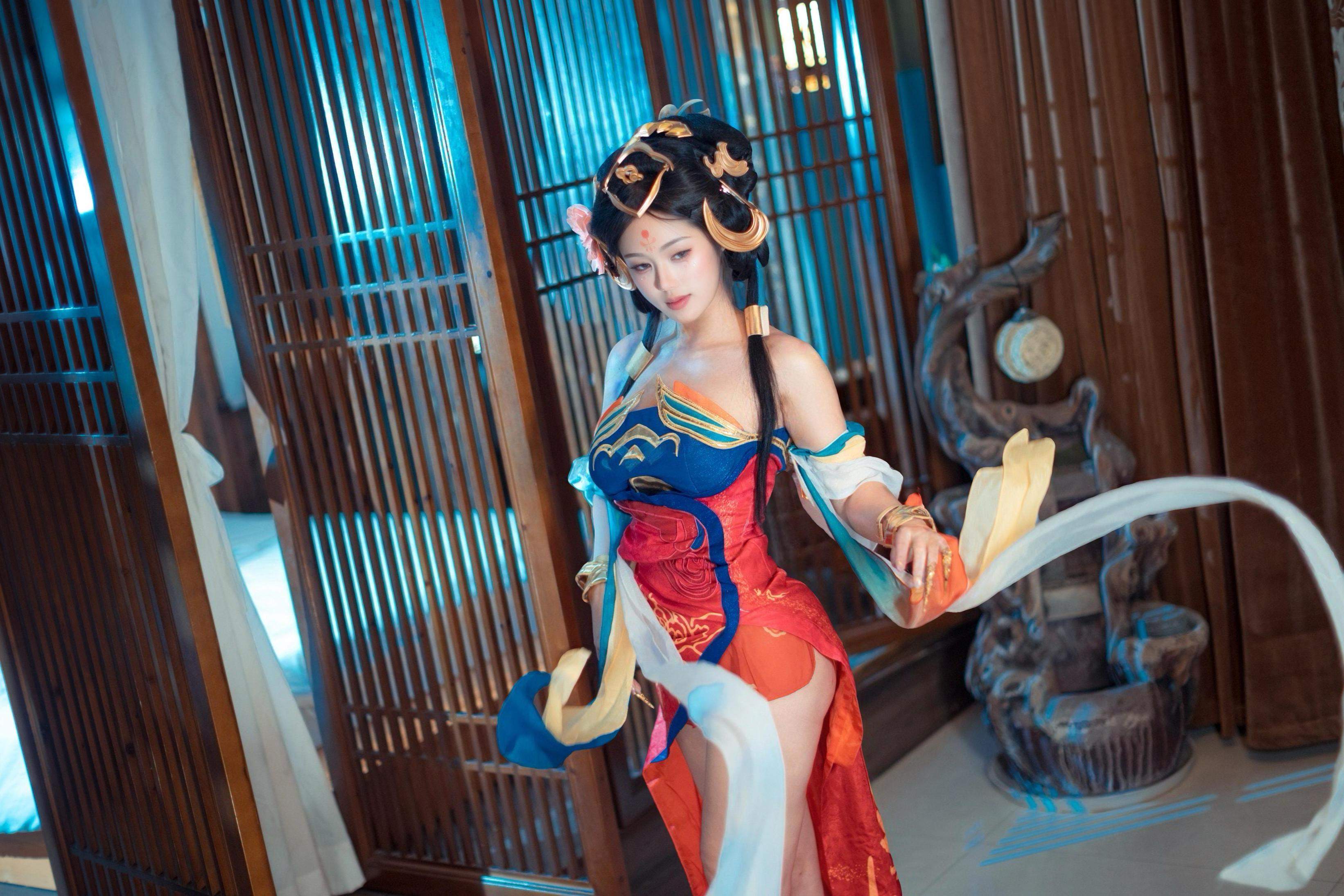 [คอสเพลย์] ไททาเนียมอัลลอย TiTi - หยางหยู่หวน: ความงามแบบโบราณที่ลงตัว ภาพลักษณ์ที่กล้าหาญ สัดส่วนและบรรยากาศที่ดึงดูด 85P1V