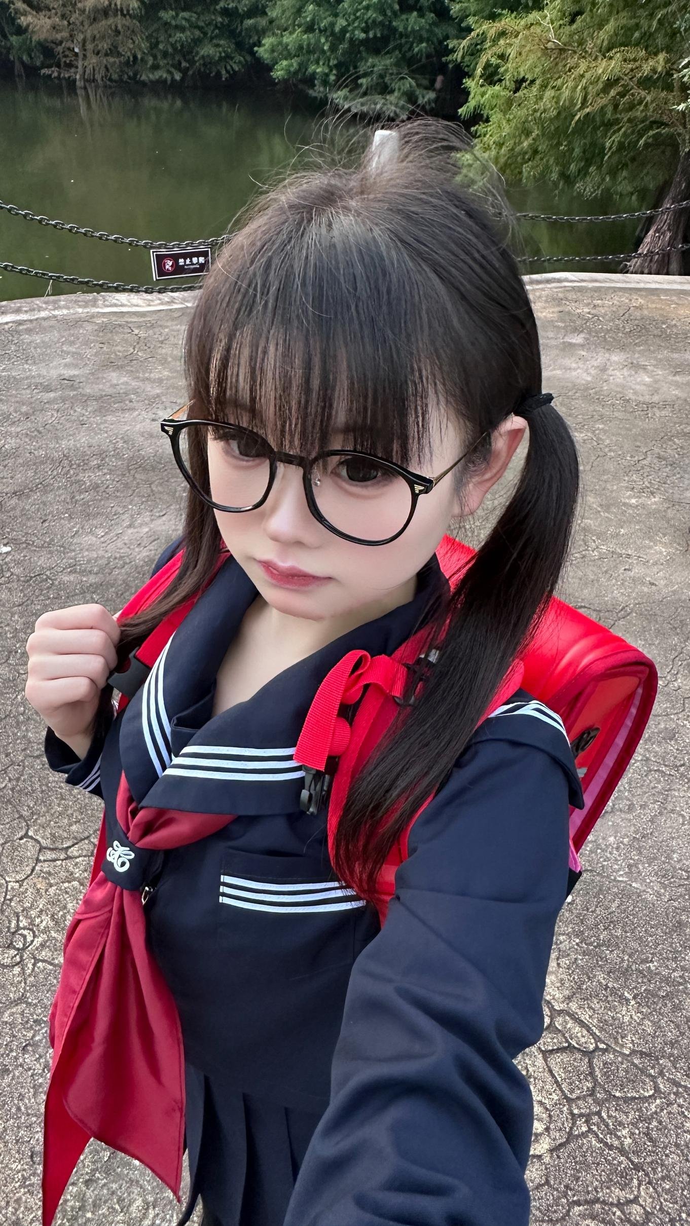[写真] 幼水鈴衣 - 靡途：JK制服搭配雙馬尾眼鏡的少女感，清純可愛氛圍十足，細節蕾絲更添分數 169P
