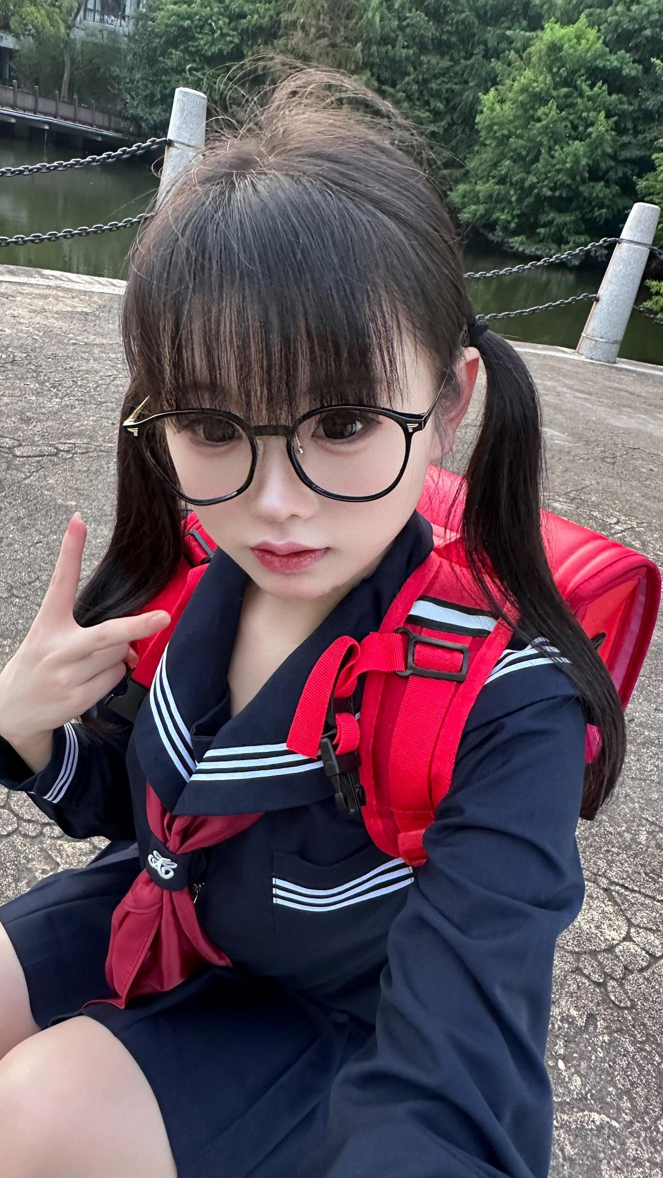 [写真] 幼水鈴衣 - 靡途：JK制服搭配雙馬尾眼鏡的少女感，清純可愛氛圍十足，細節蕾絲更添分數 169P